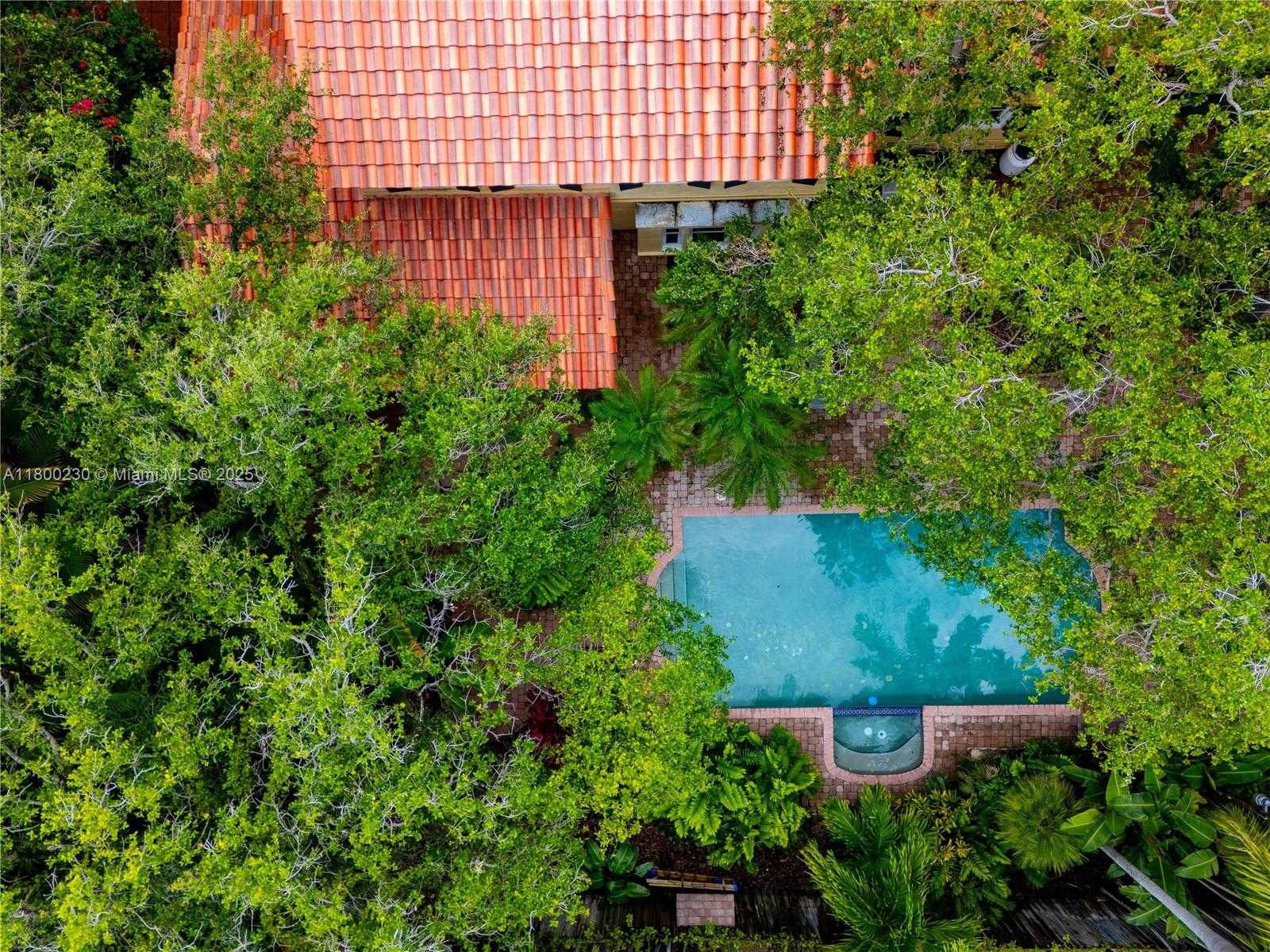Small Image of 2855 SOUTH WEST 17TH AVE, Miami Number 80