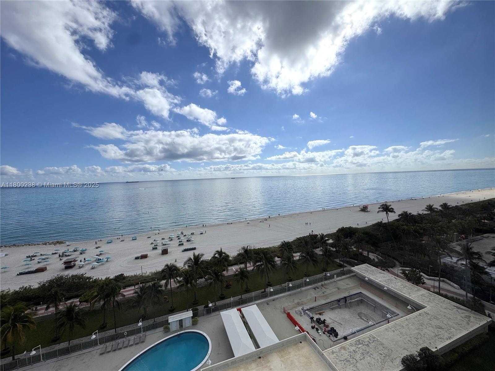 Small Image of 2899 COLLINS AVE #1433, Miami Beach Number 7