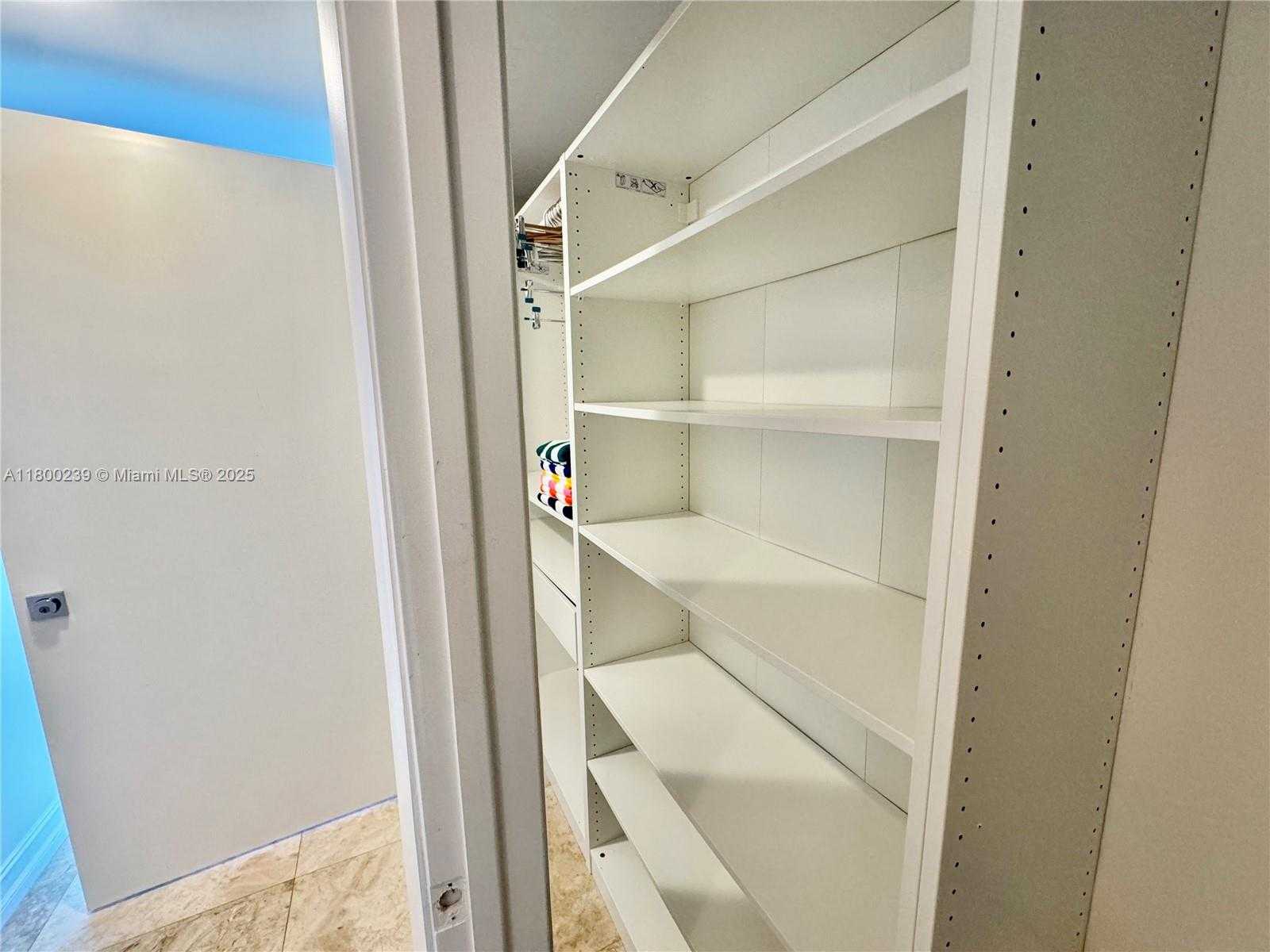 Small Image of 1800 SOUTH OCEAN DR #2602, Hallandale Beach Number 19