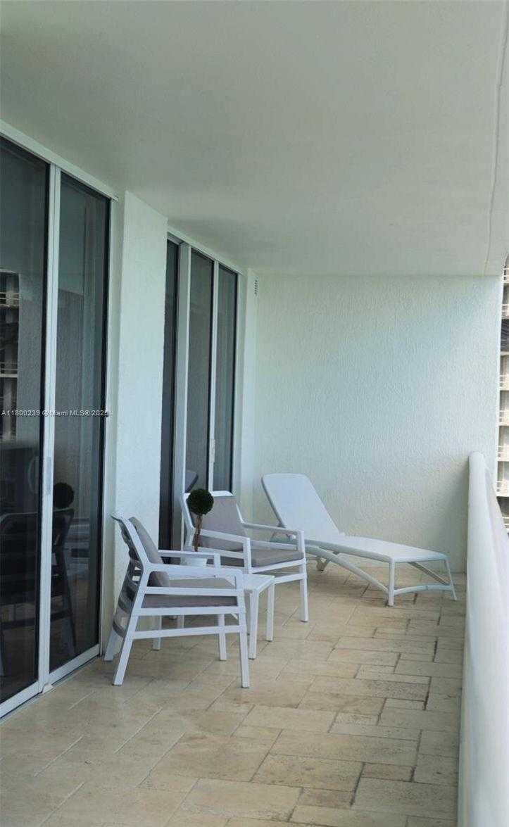 Small Image of 1800 SOUTH OCEAN DR #2602, Hallandale Beach Number 3