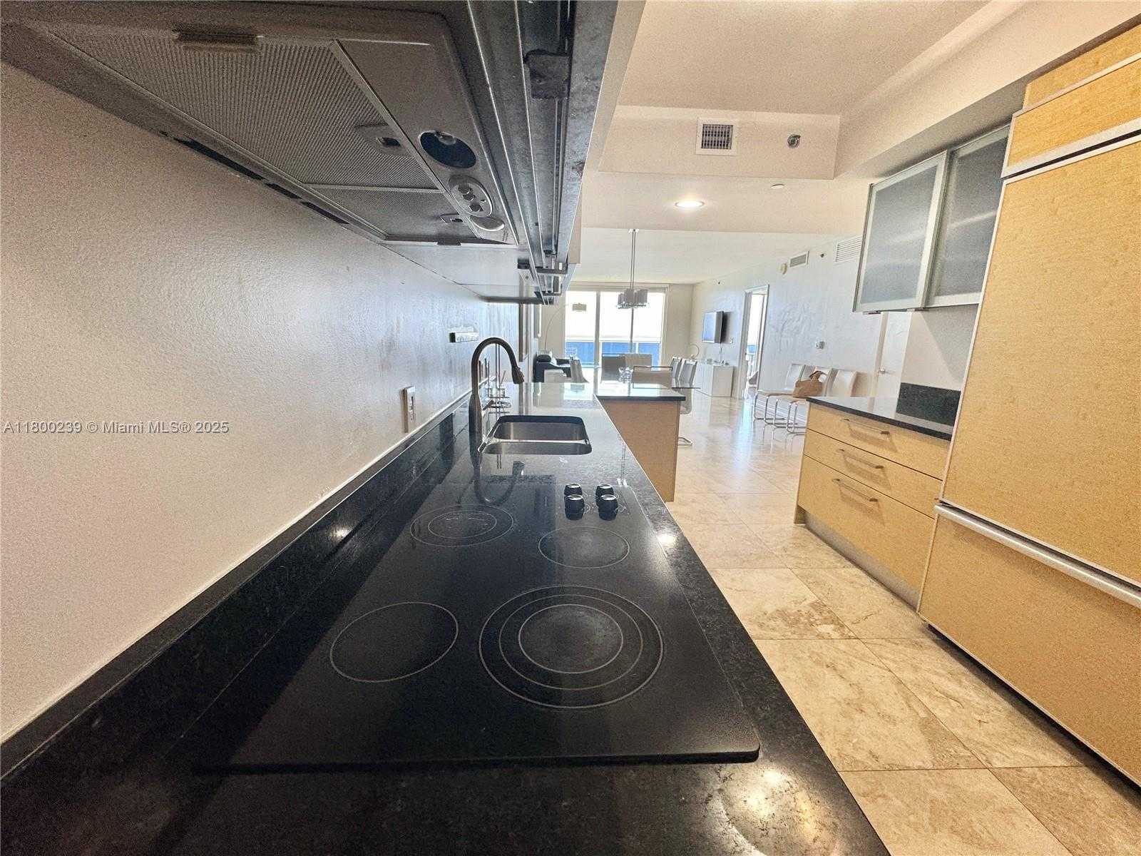 Small Image of 1800 SOUTH OCEAN DR #2602, Hallandale Beach Number 31