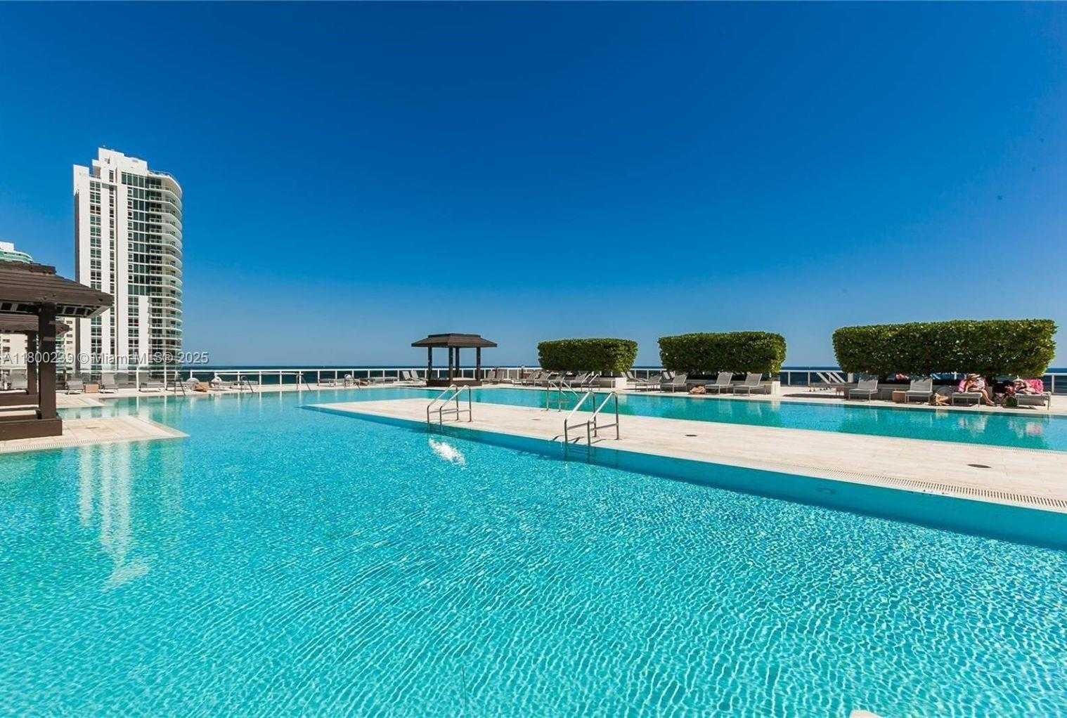 Small Image of 1800 SOUTH OCEAN DR #2602, Hallandale Beach Number 4