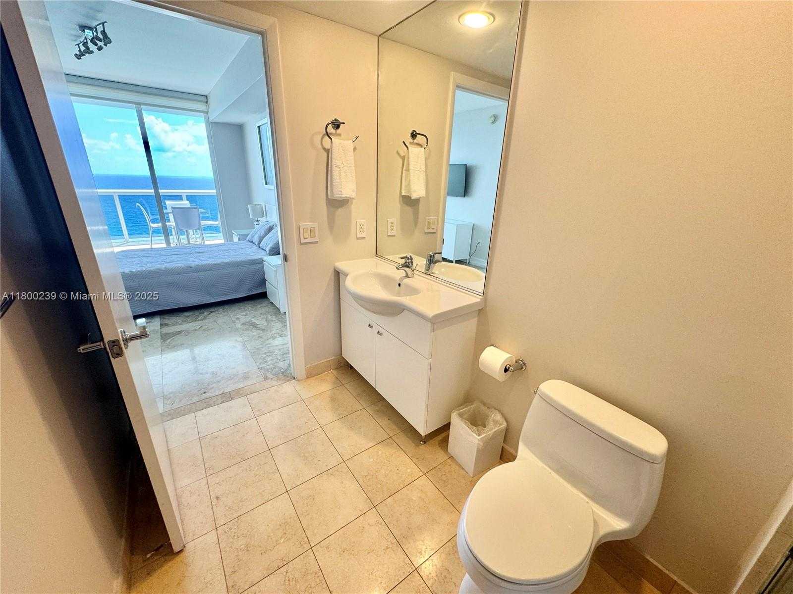 Small Image of 1800 SOUTH OCEAN DR #2602, Hallandale Beach Number 42