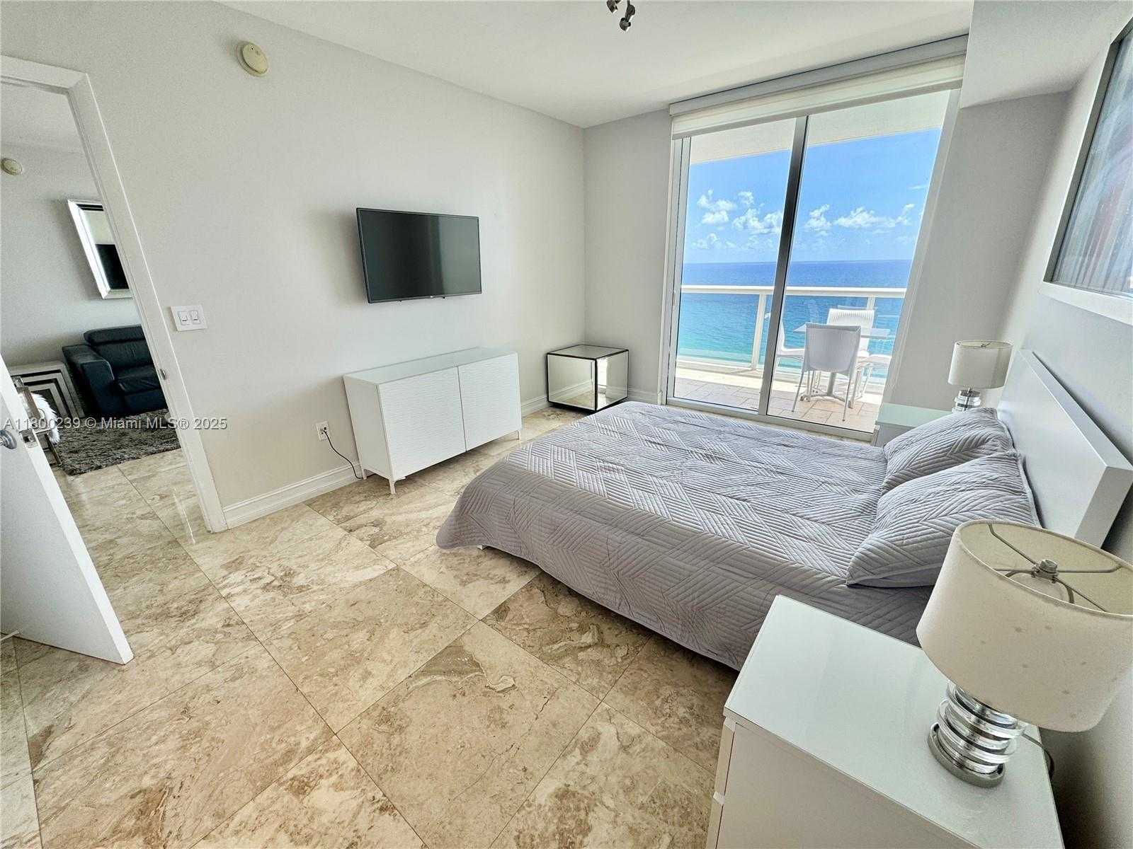 Small Image of 1800 SOUTH OCEAN DR #2602, Hallandale Beach Number 44