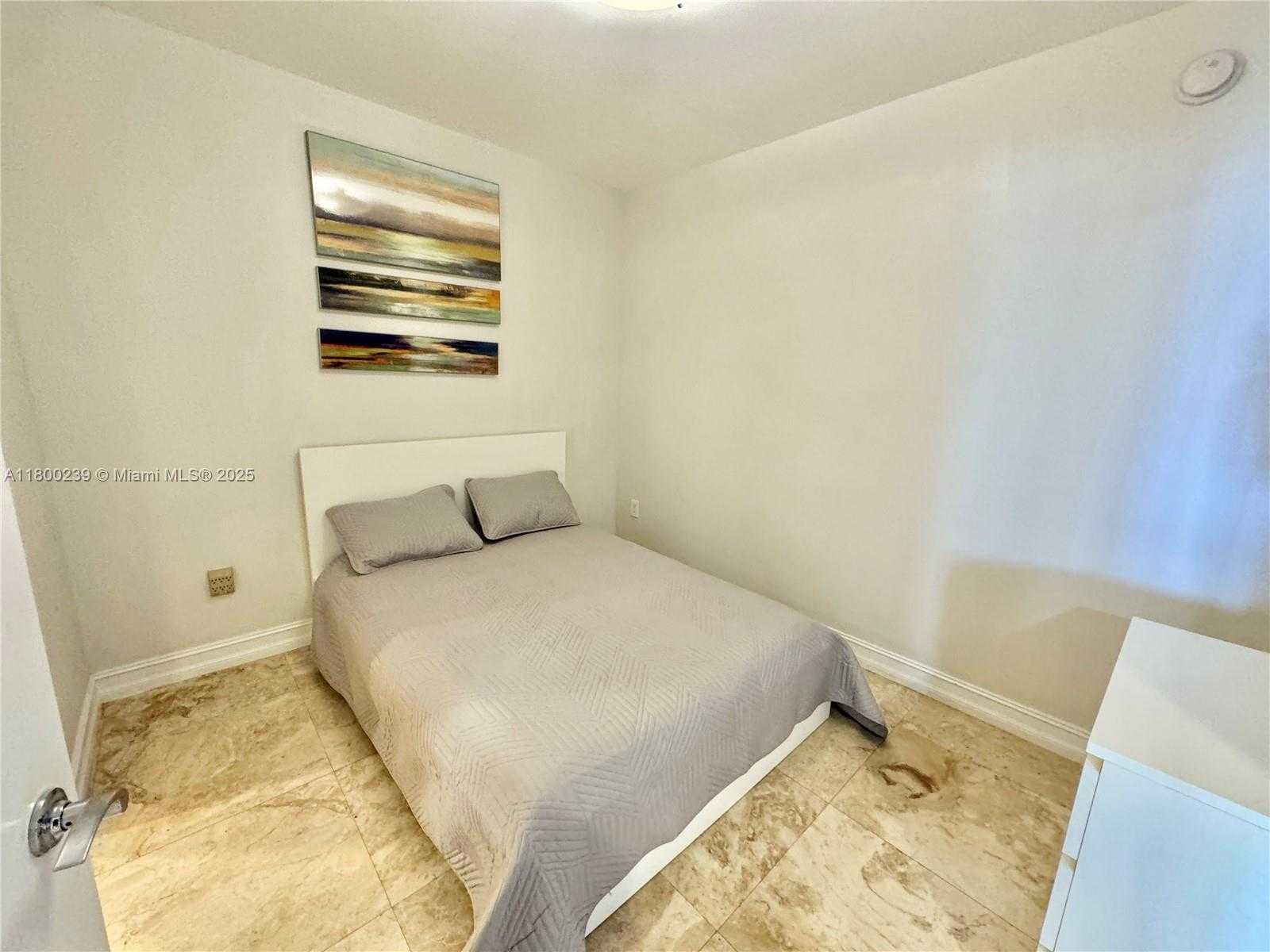 Small Image of 1800 SOUTH OCEAN DR #2602, Hallandale Beach Number 50