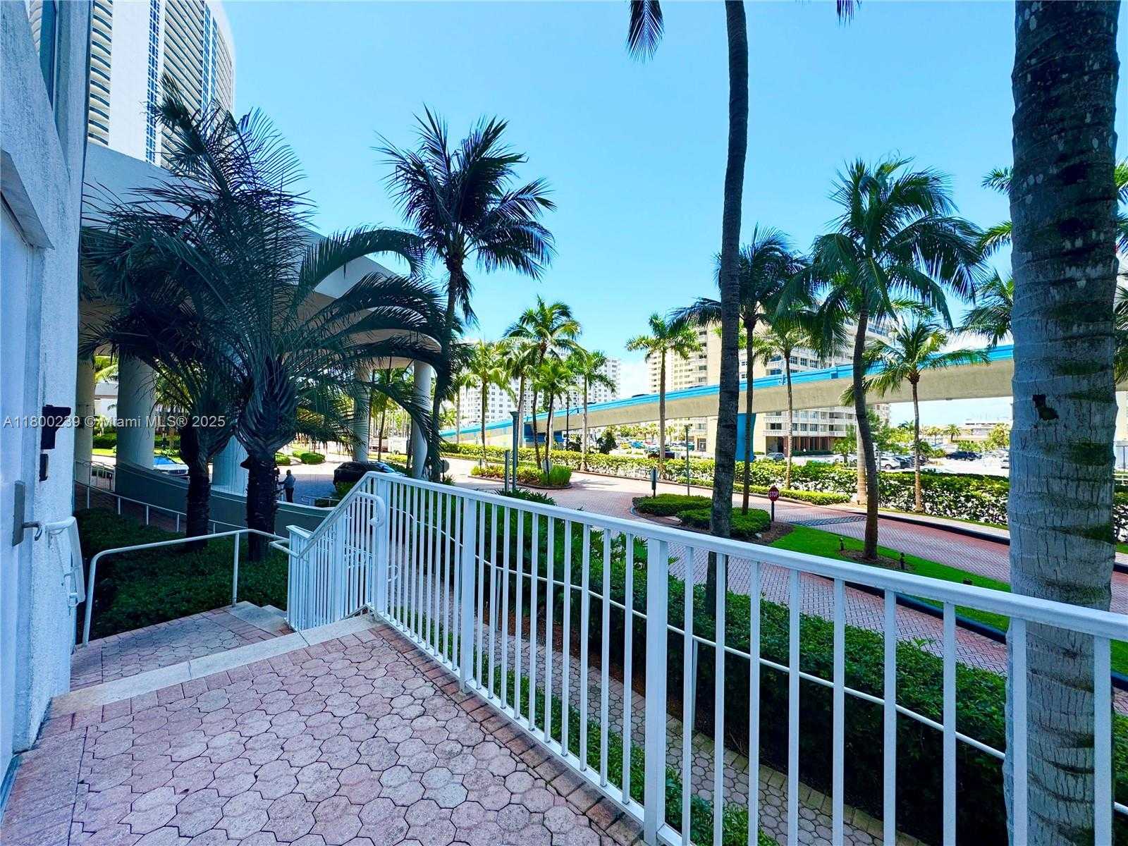 Small Image of 1800 SOUTH OCEAN DR #2602, Hallandale Beach Number 65