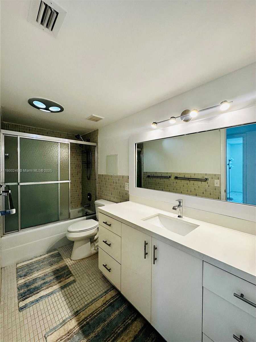 Small Image of 1501 SOUTH OCEAN DR #1202, Hollywood Number 10