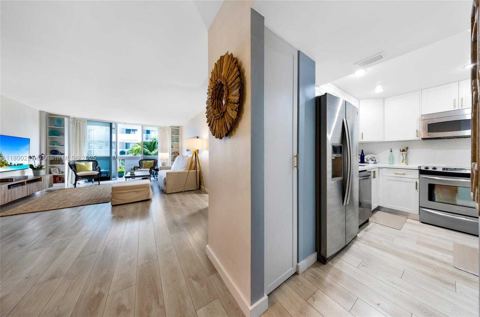 Small Image of 800 WEST AVE #338, Miami Beach Number 13