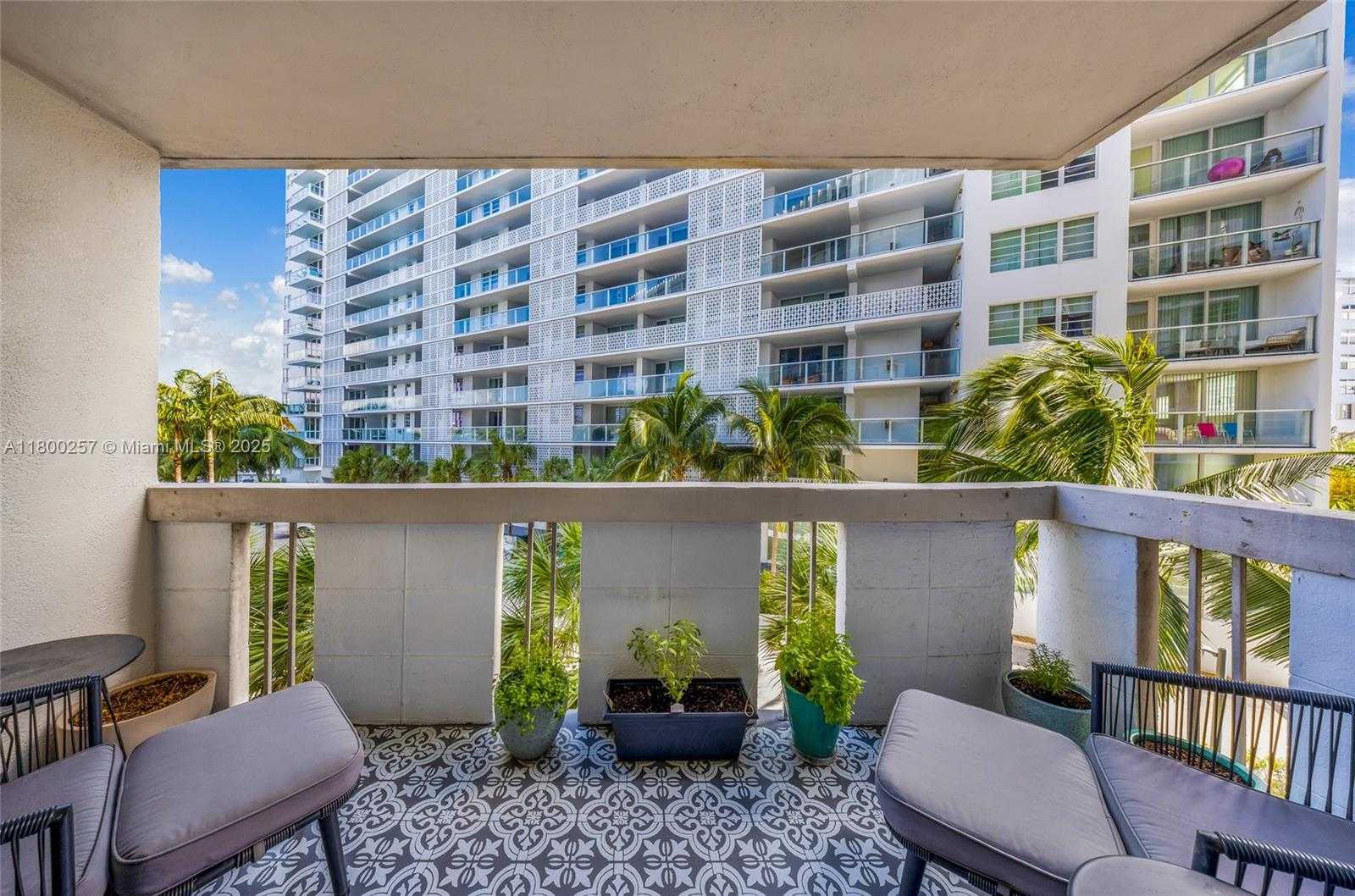 Small Image of 800 WEST AVE #338, Miami Beach Number 14