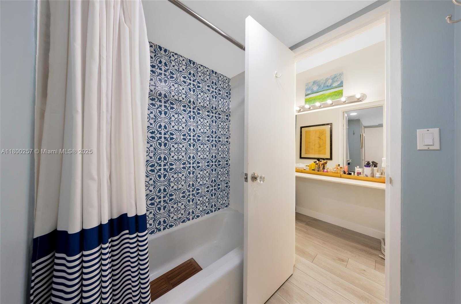 Small Image of 800 WEST AVE #338, Miami Beach Number 17
