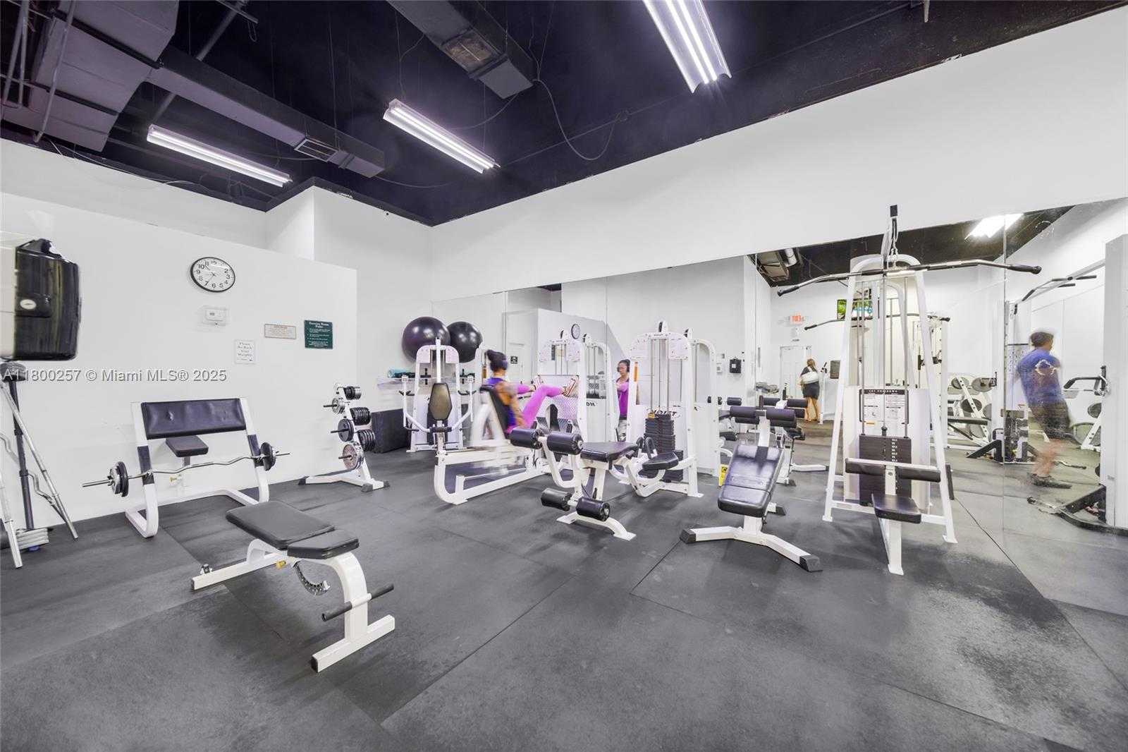 Small Image of 800 WEST AVE #338, Miami Beach Number 28