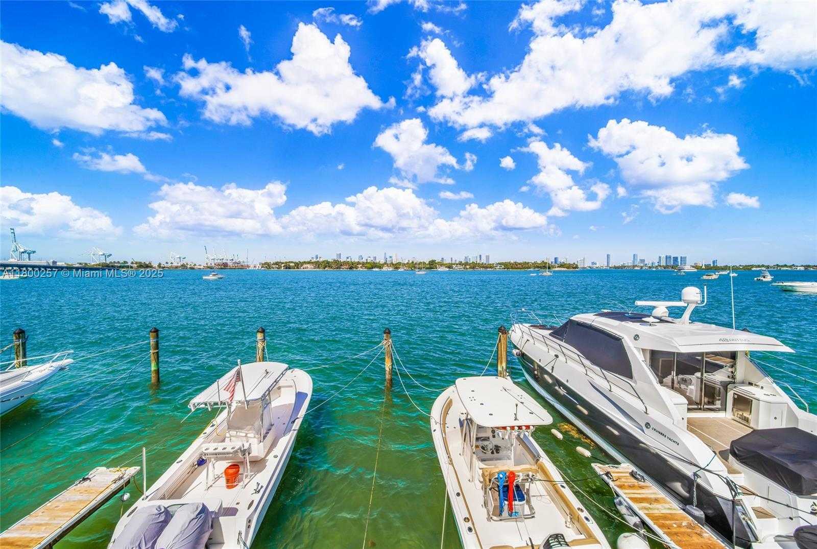 Small Image of 800 WEST AVE #338, Miami Beach Number 32