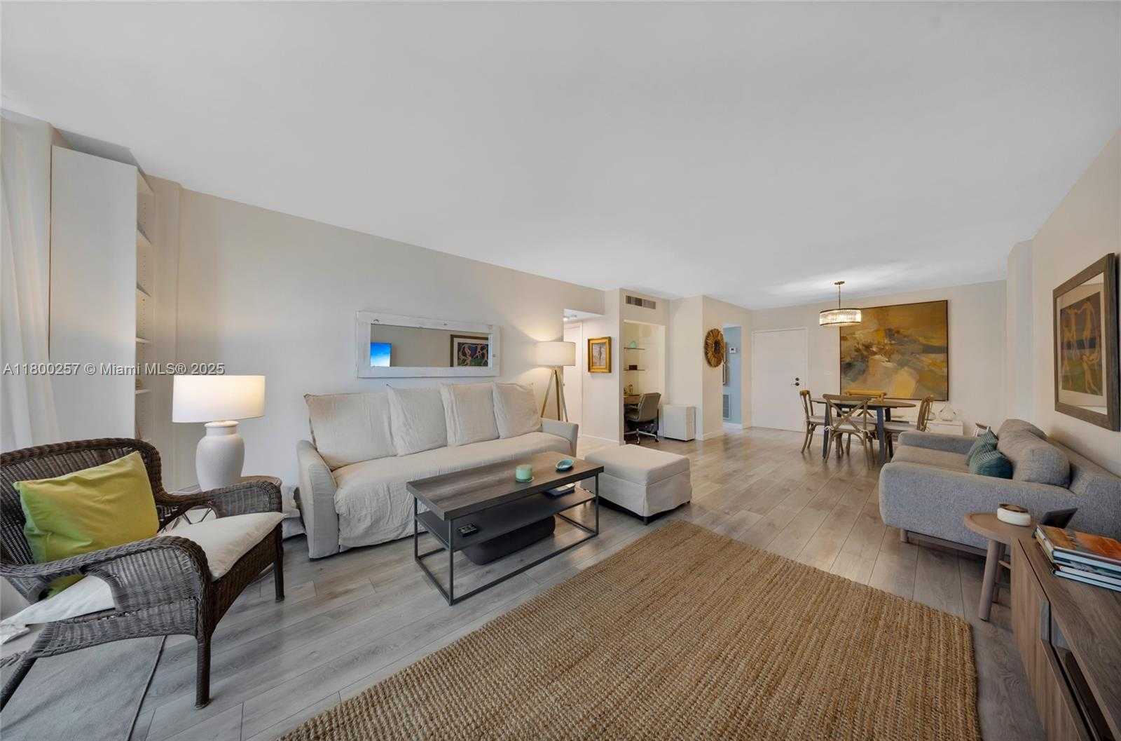 Small Image of 800 WEST AVE #338, Miami Beach Number 8