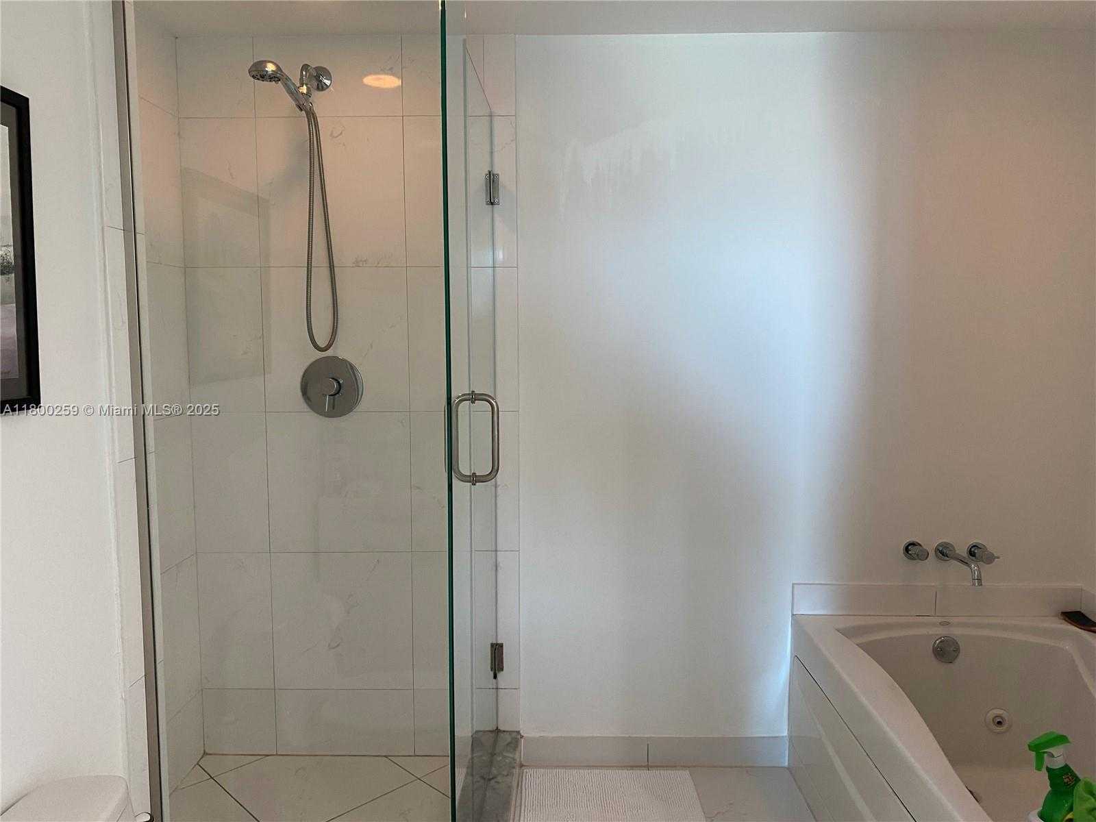 Small Image of 55 SOUTH EAST 6TH ST #3905, Miami Number 10