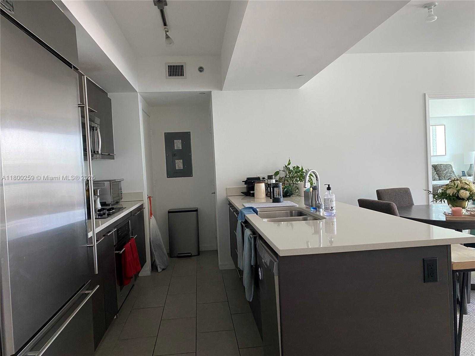 Small Image of 55 SOUTH EAST 6TH ST #3905, Miami Number 19