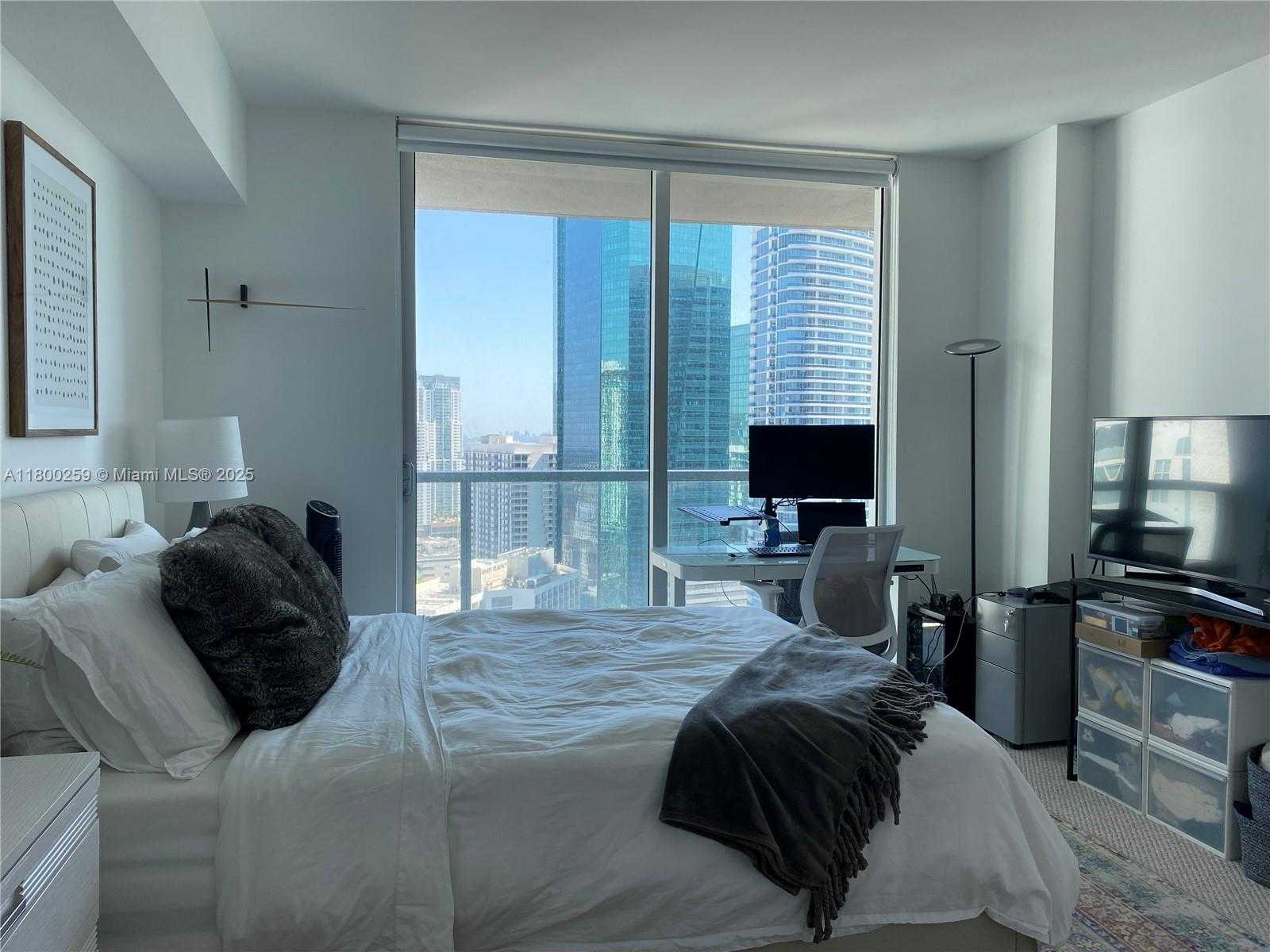 Small Image of 55 SOUTH EAST 6TH ST #3905, Miami Number 21