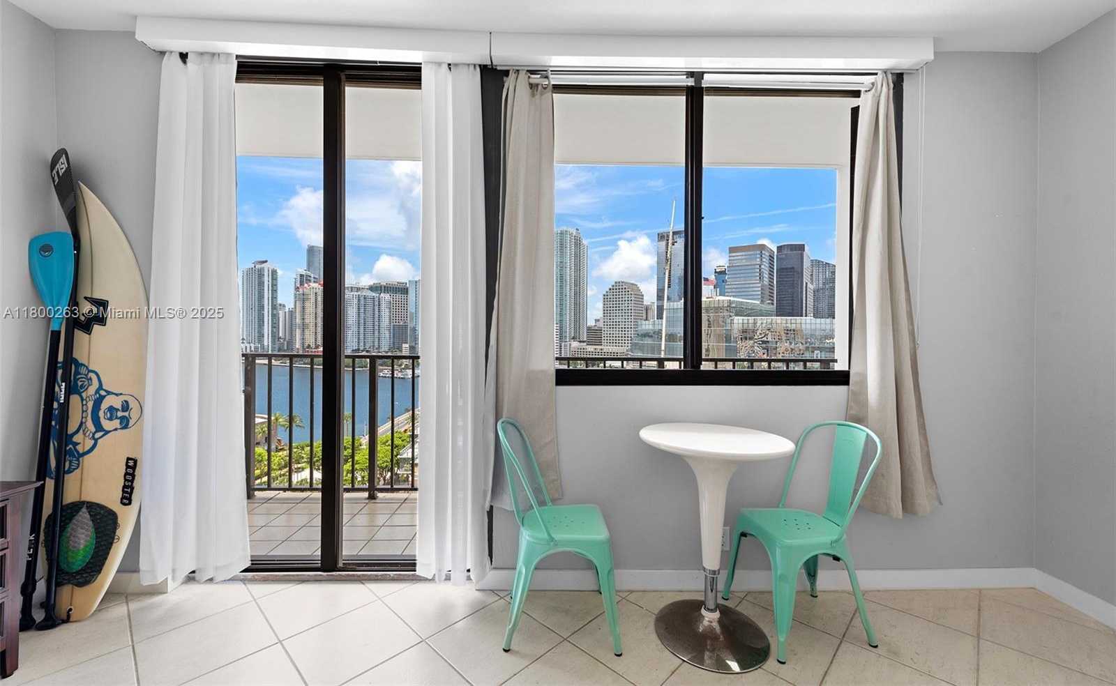 Small Image of 520 BRICKELL KEY DR #A1717, Miami Number 15