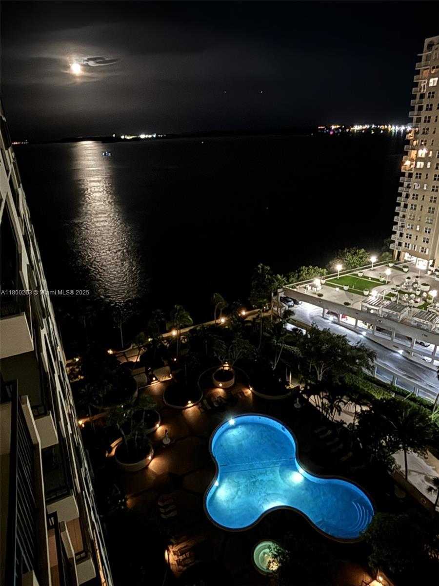 Small Image of 520 BRICKELL KEY DR #A1717, Miami Number 20