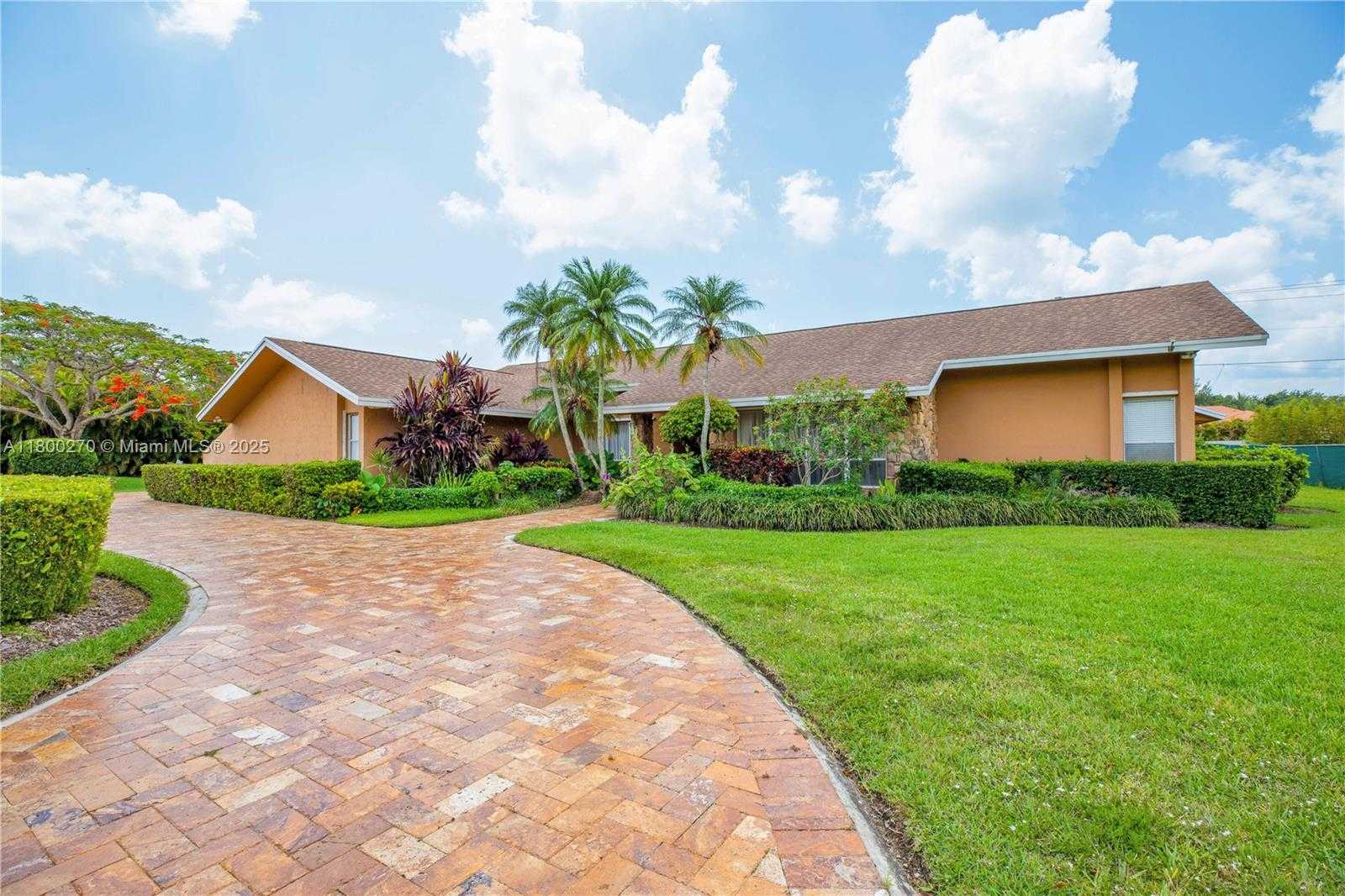 Small Image of 7720 SOUTH WEST 183RD TER, Palmetto Bay Number 6
