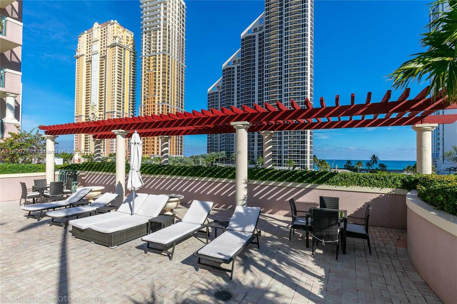 Small Image of 17555 ATLANTIC BLVD #1005, Sunny Isles Beach Number 29