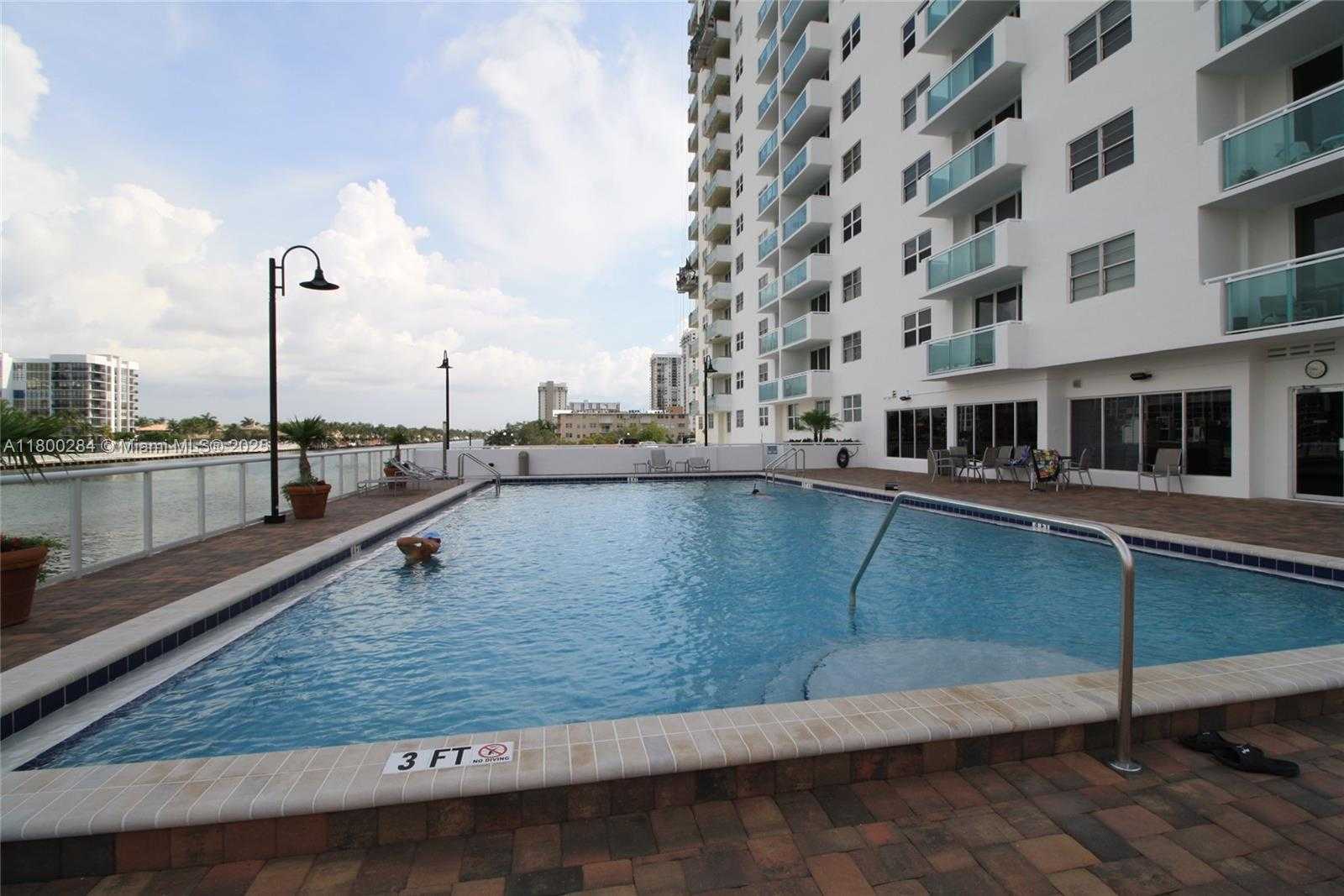 Small Image of 3000 SOUTH OCEAN DR #1416, Hollywood Number 19