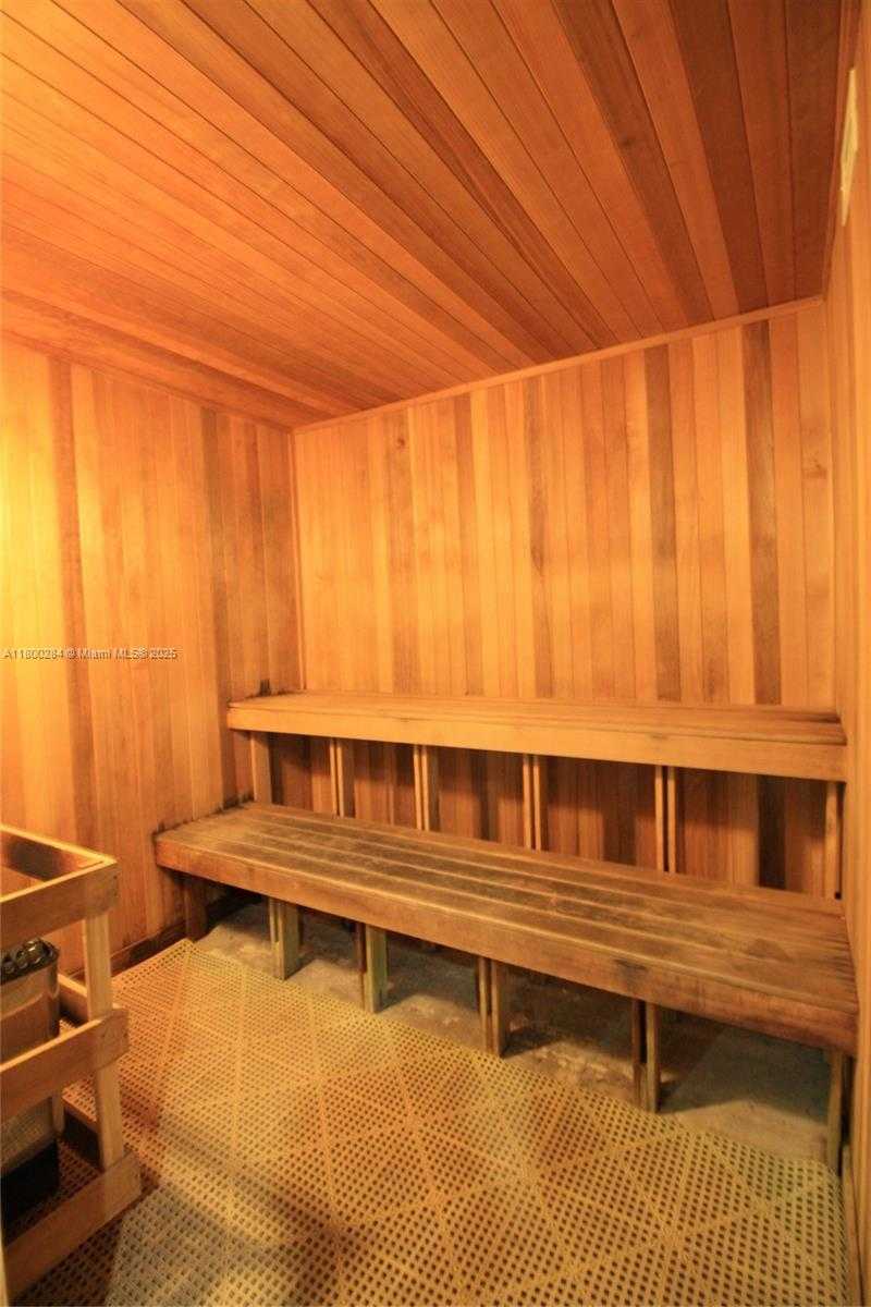 Small Image of 3000 SOUTH OCEAN DR #1416, Hollywood Number 23