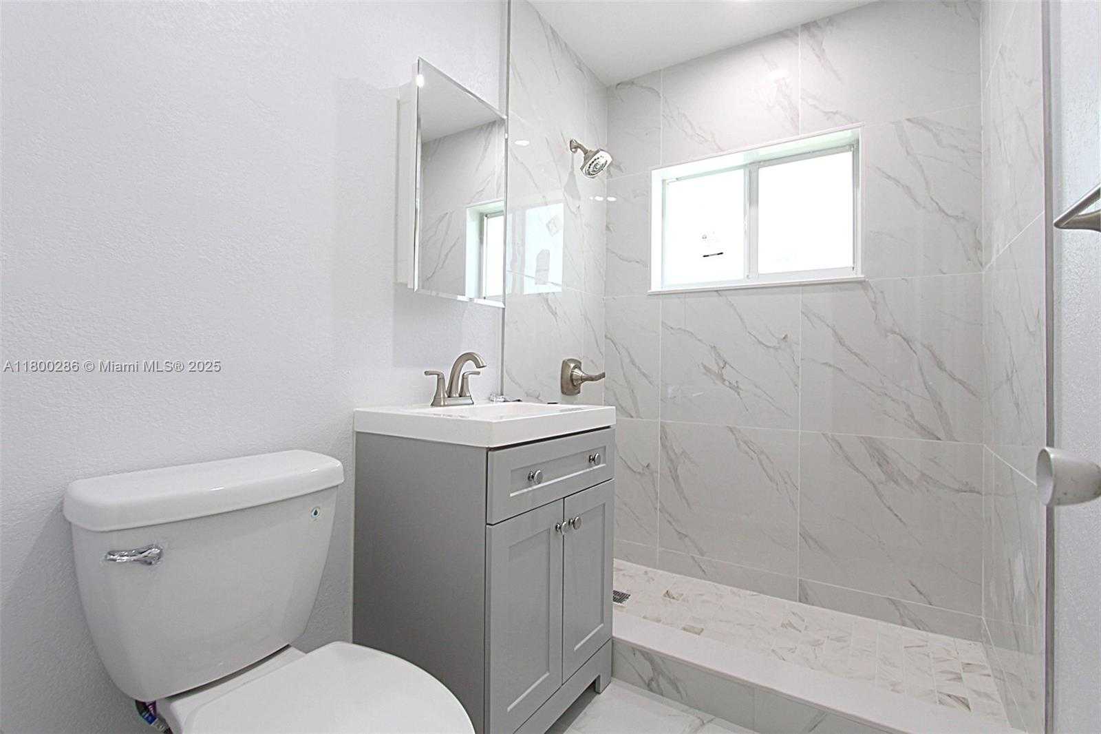 Small Image of 6203 SOUTH WEST 108TH PL, Miami Number 16