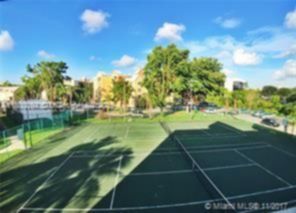 Small Image of 8255 LAKE DR #402, Doral Number 16