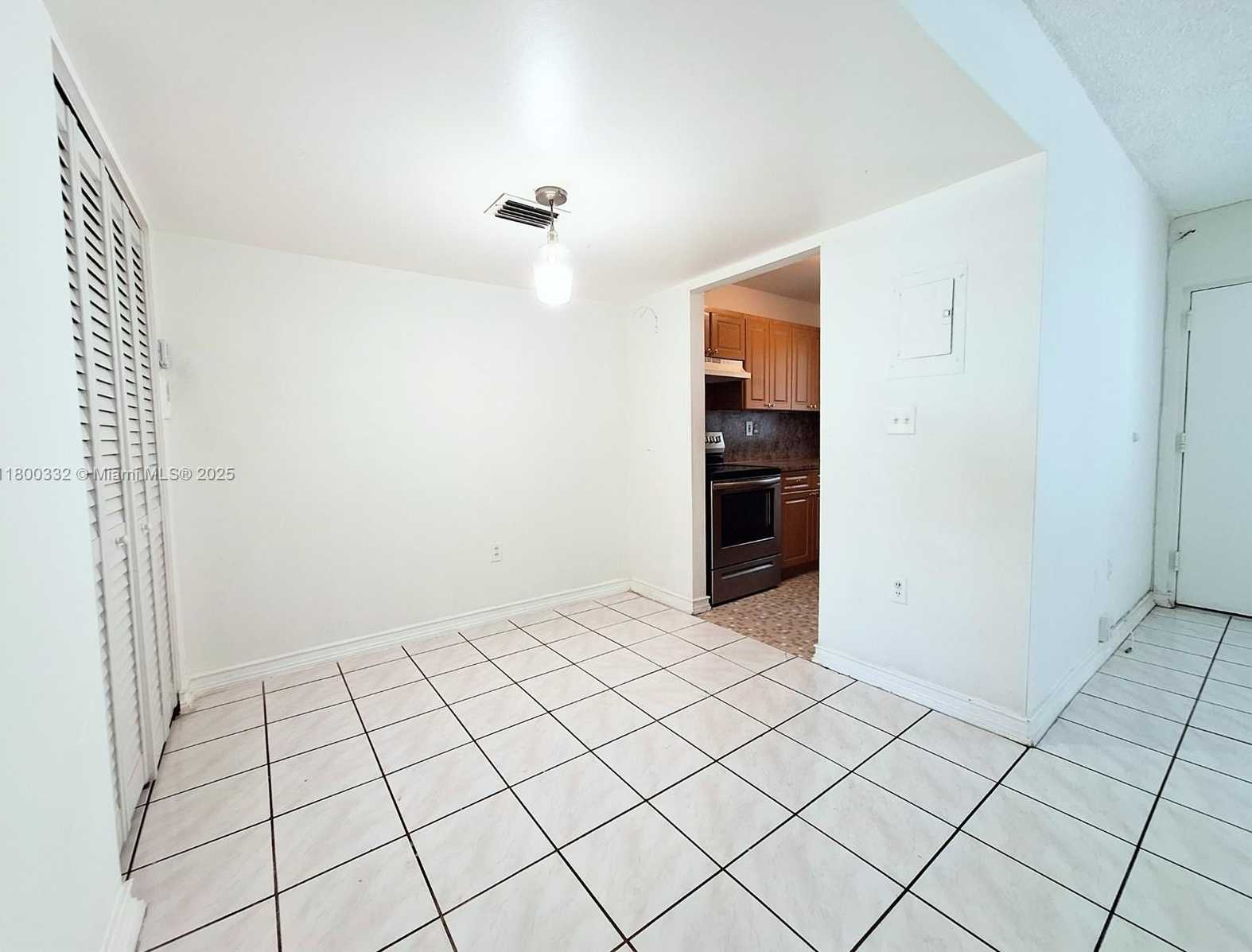 Small Image of Miami Beach Number 12