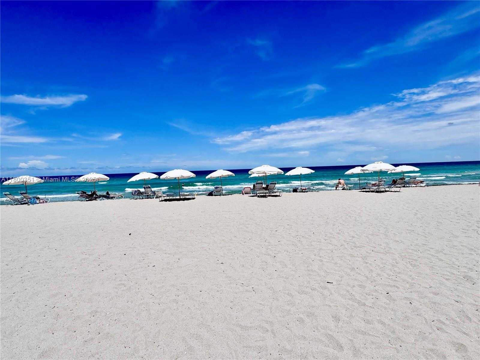 Small Image of 2080 SOUTH OCEAN DR #405, Hallandale Beach Number 11