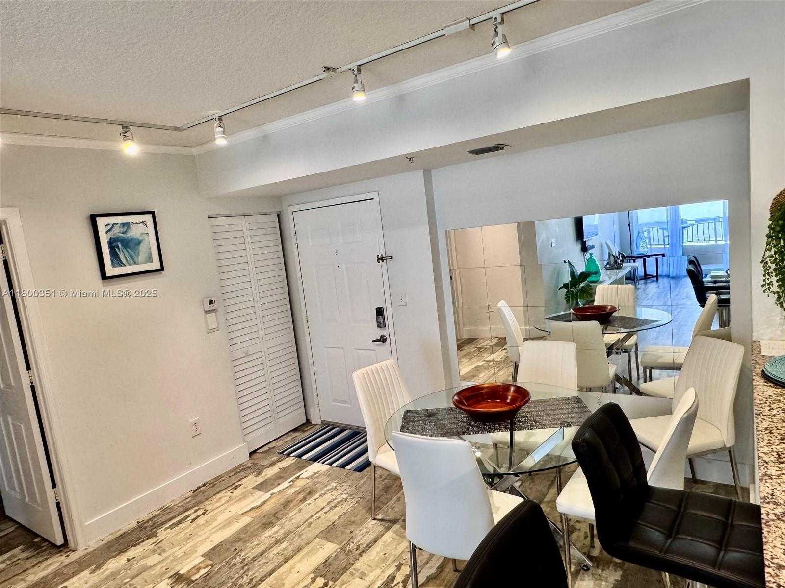 Small Image of 2080 SOUTH OCEAN DR #405, Hallandale Beach Number 14