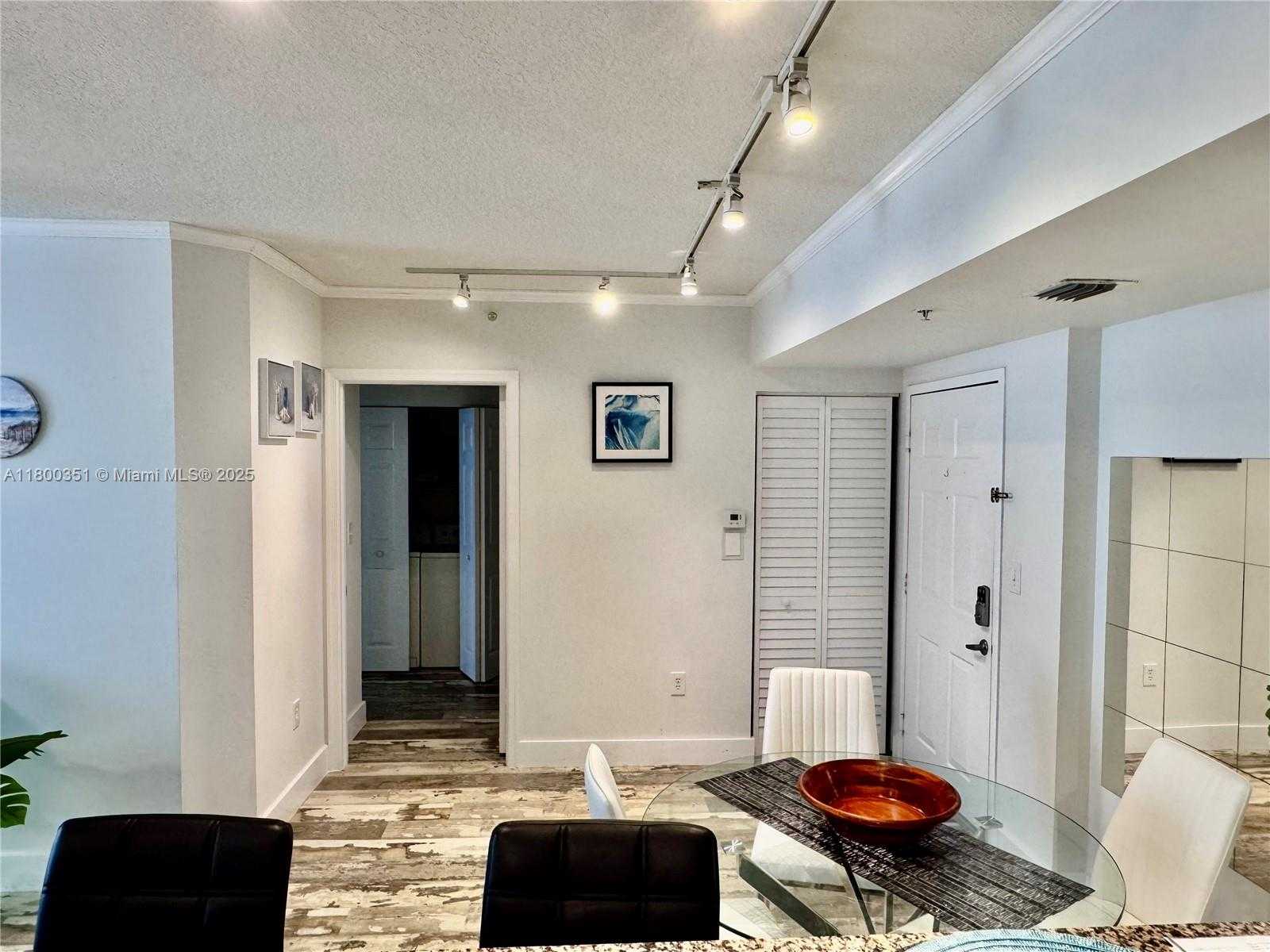 Small Image of 2080 SOUTH OCEAN DR #405, Hallandale Beach Number 15