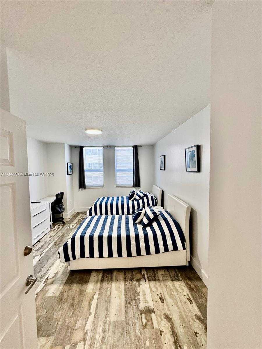 Small Image of 2080 SOUTH OCEAN DR #405, Hallandale Beach Number 23