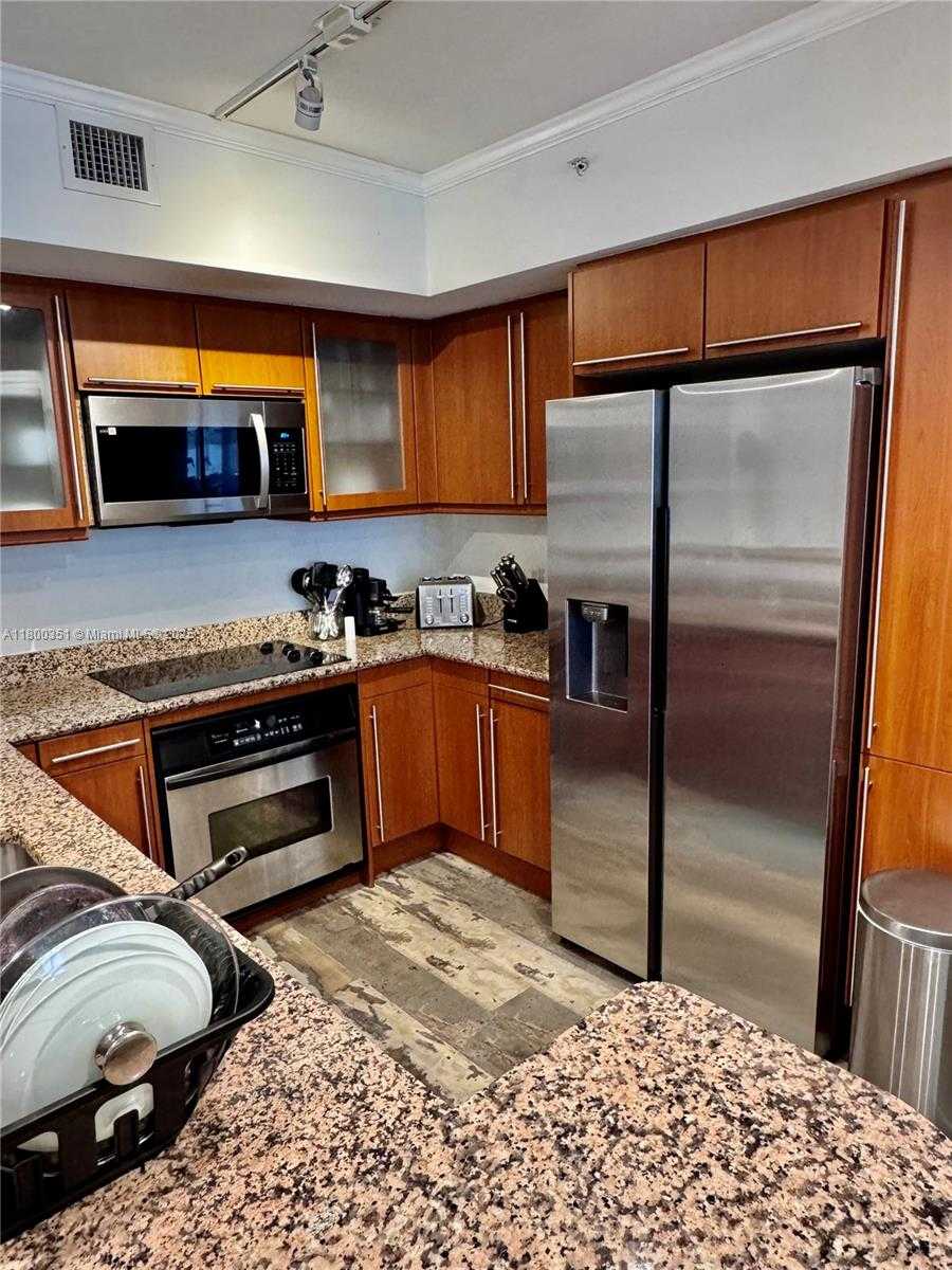 Small Image of 2080 SOUTH OCEAN DR #405, Hallandale Beach Number 38
