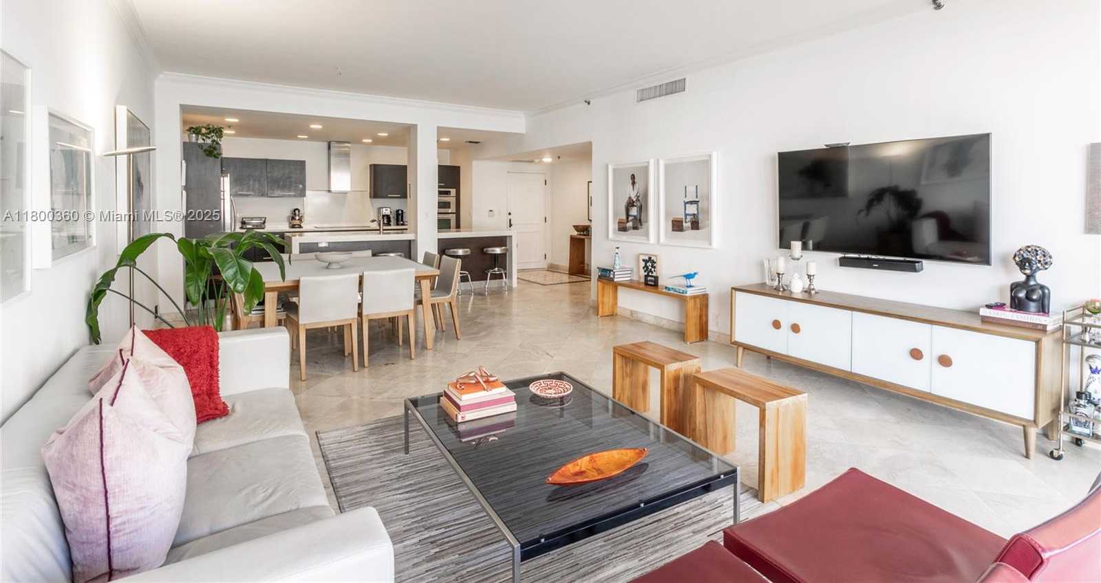 Small Image of 201 CRANDON BLVD #424, Key Biscayne Number 17