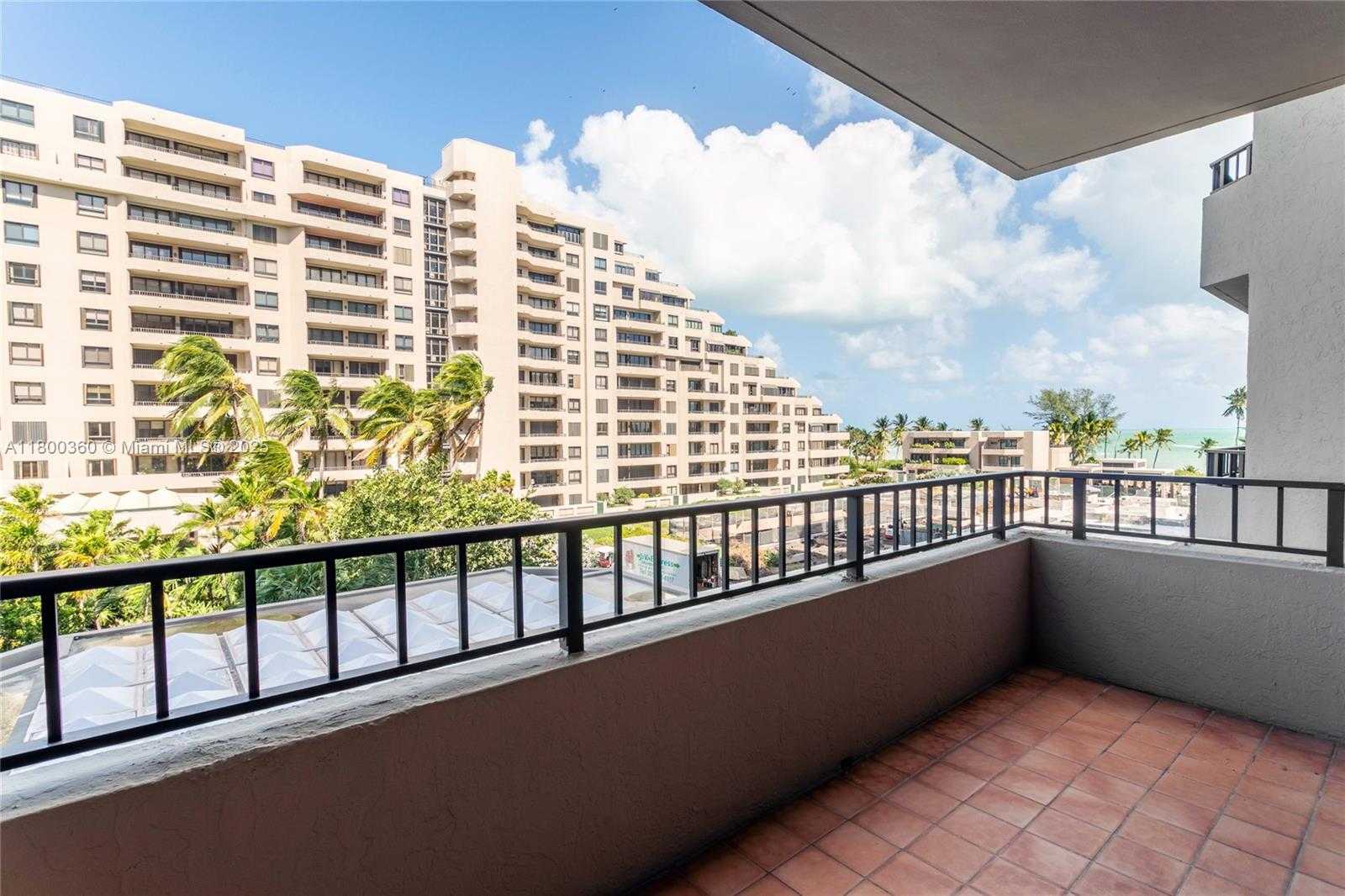 Small Image of 201 CRANDON BLVD #424, Key Biscayne Number 2