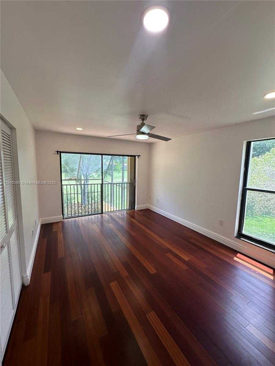 Small Image of 10119 COSTA DEL SOL BLVD #J-57B, Doral Number 15