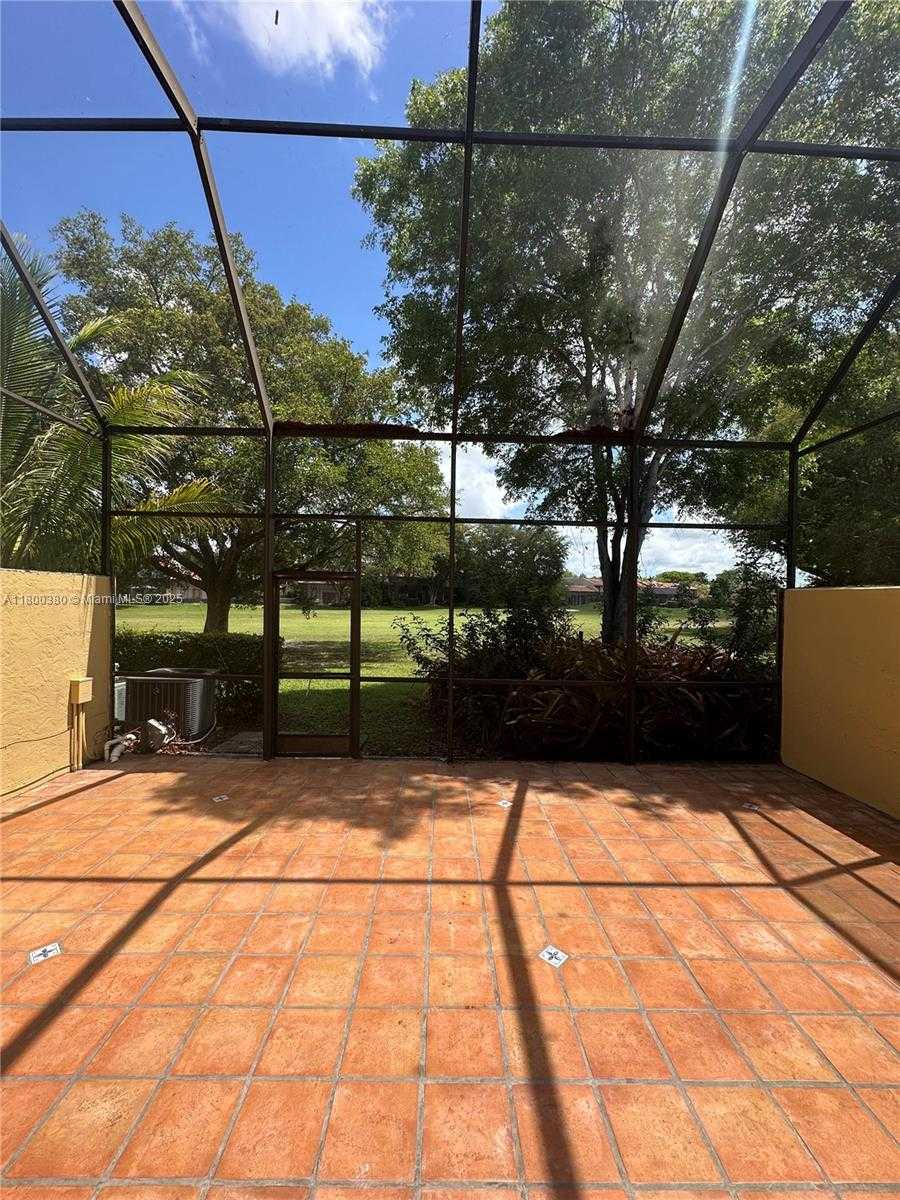 Small Image of 10119 COSTA DEL SOL BLVD #J-57B, Doral Number 25