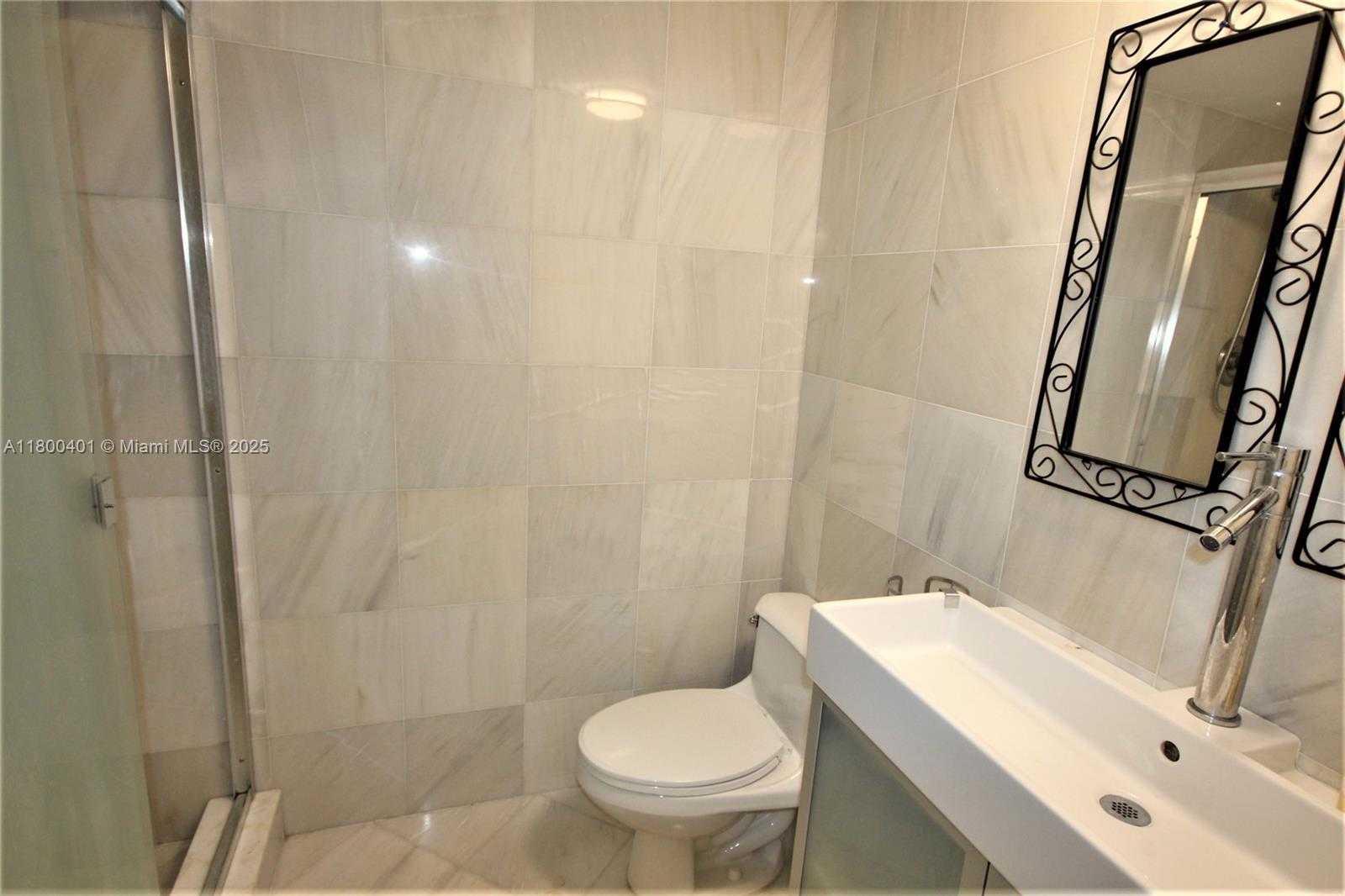 Small Image of 5161 COLLINS AVE #401, Miami Beach Number 13