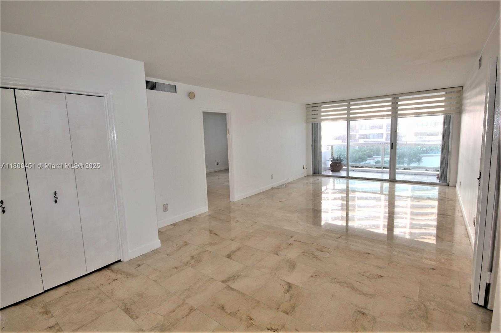 Small Image of 5161 COLLINS AVE #401, Miami Beach Number 4