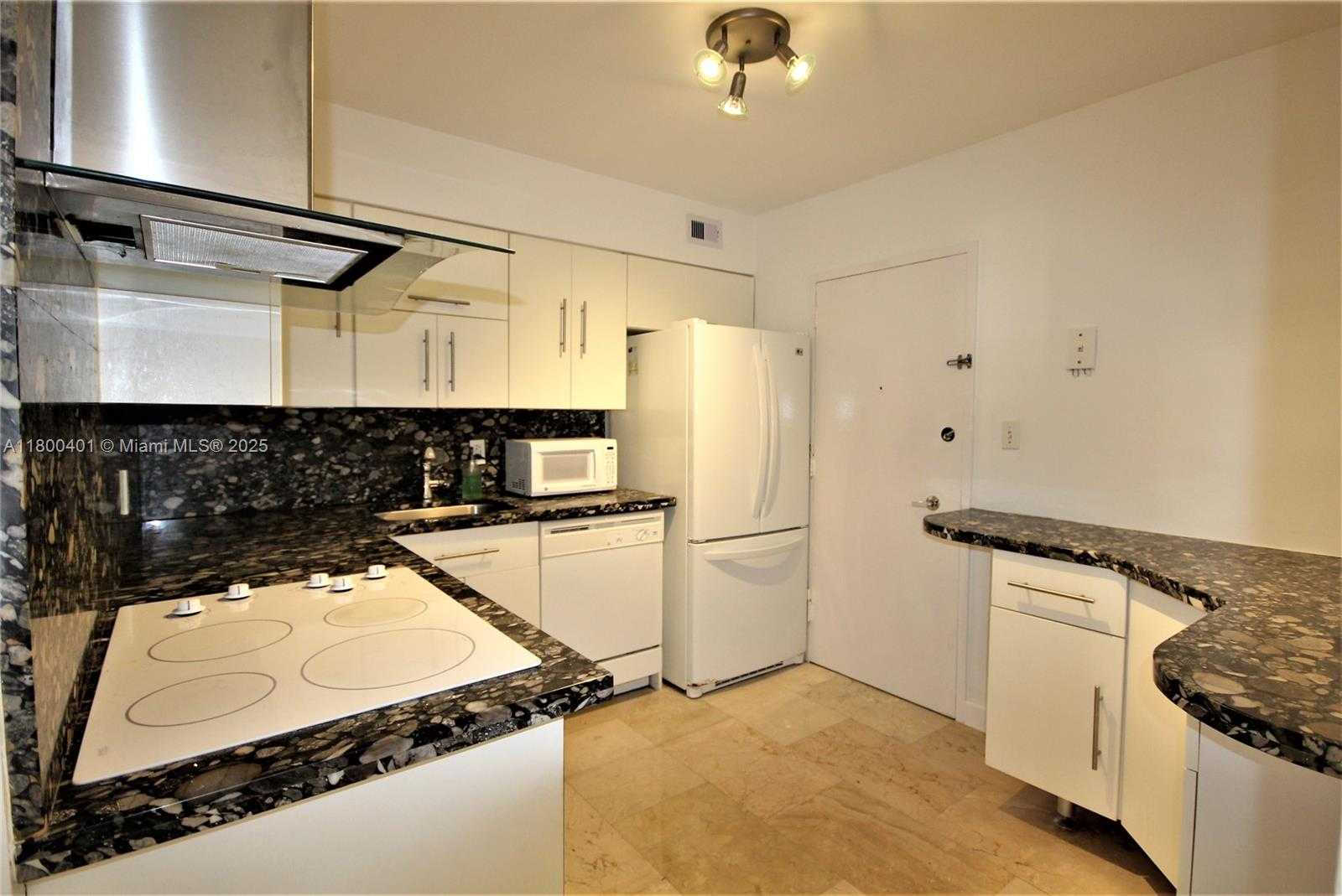 Small Image of 5161 COLLINS AVE #401, Miami Beach Number 9