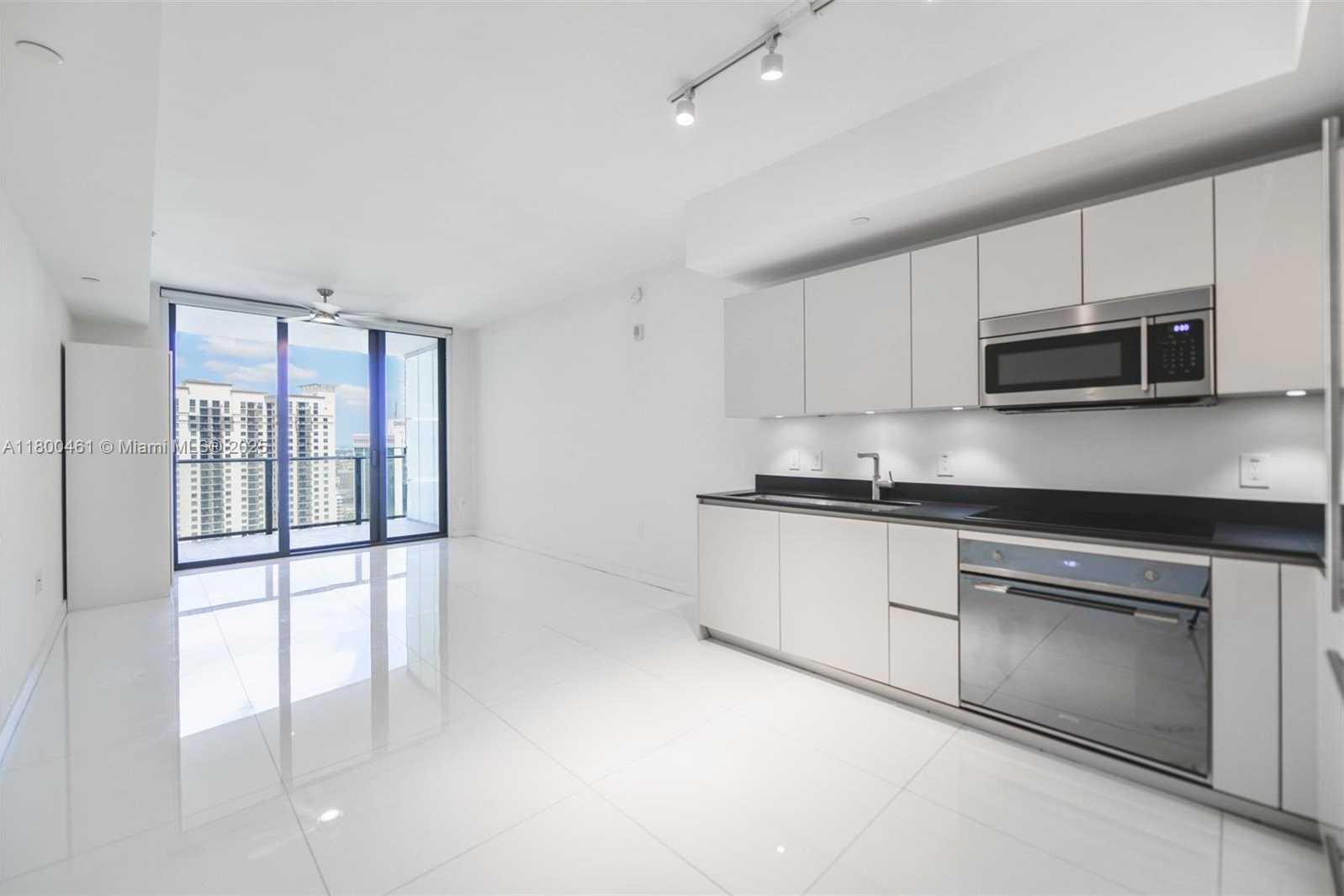 Small Image of 1010 BRICKELL AVE #3010, Miami Number 10