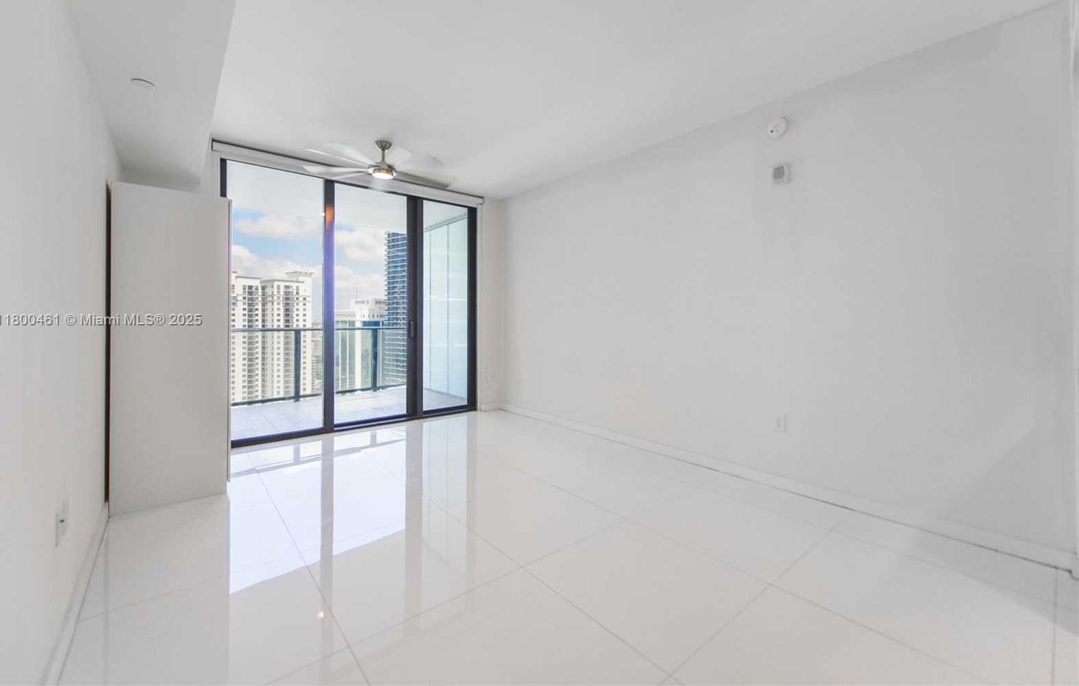 Small Image of 1010 BRICKELL AVE #3010, Miami Number 11