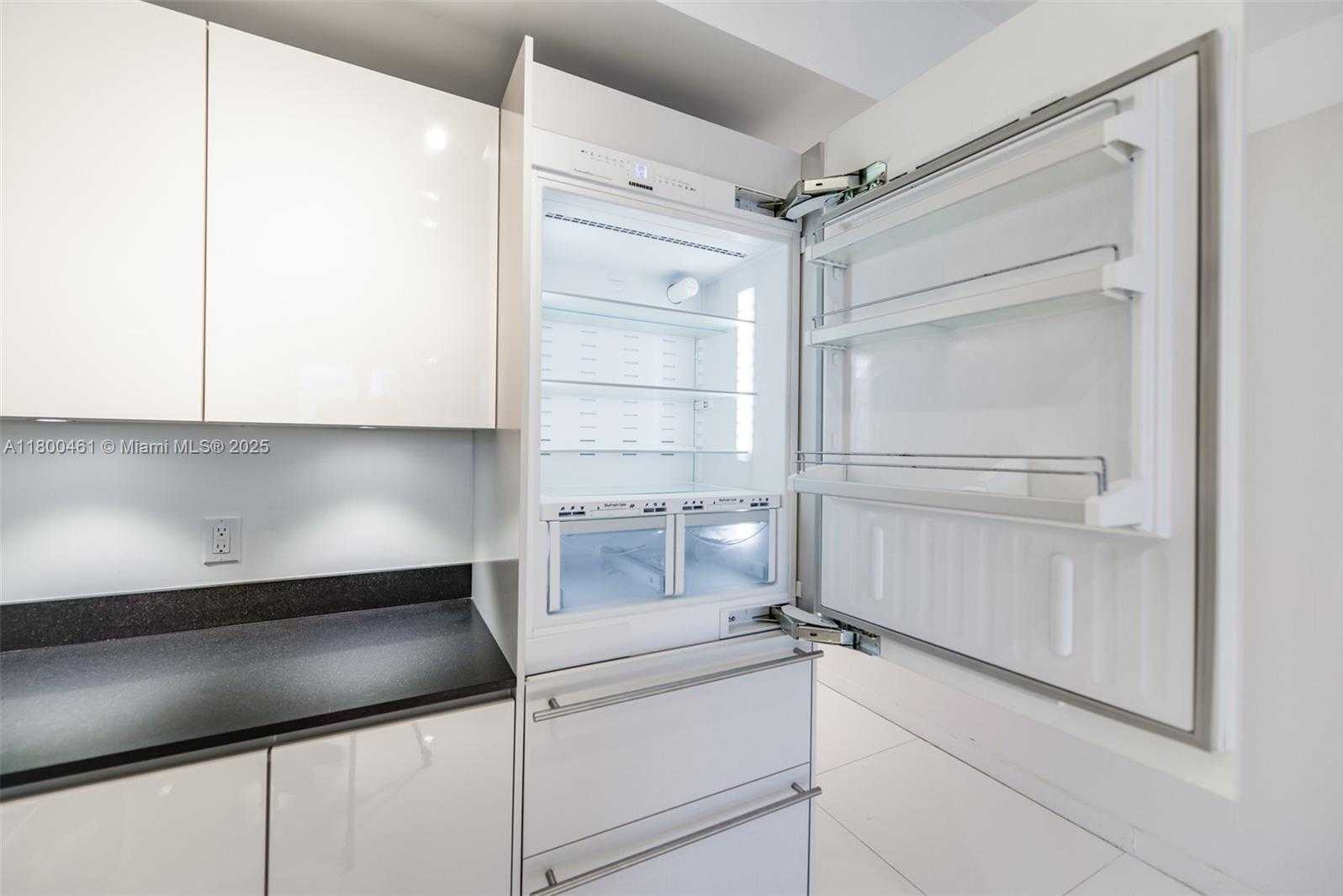 Small Image of 1010 BRICKELL AVE #3010, Miami Number 15