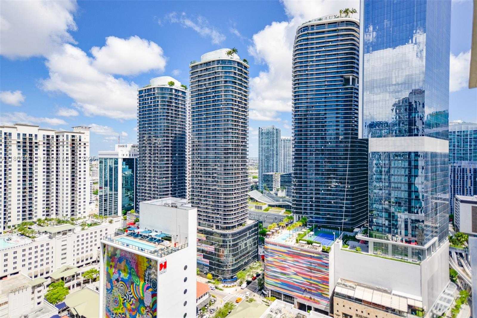 Small Image of 1010 BRICKELL AVE #3010, Miami Number 7