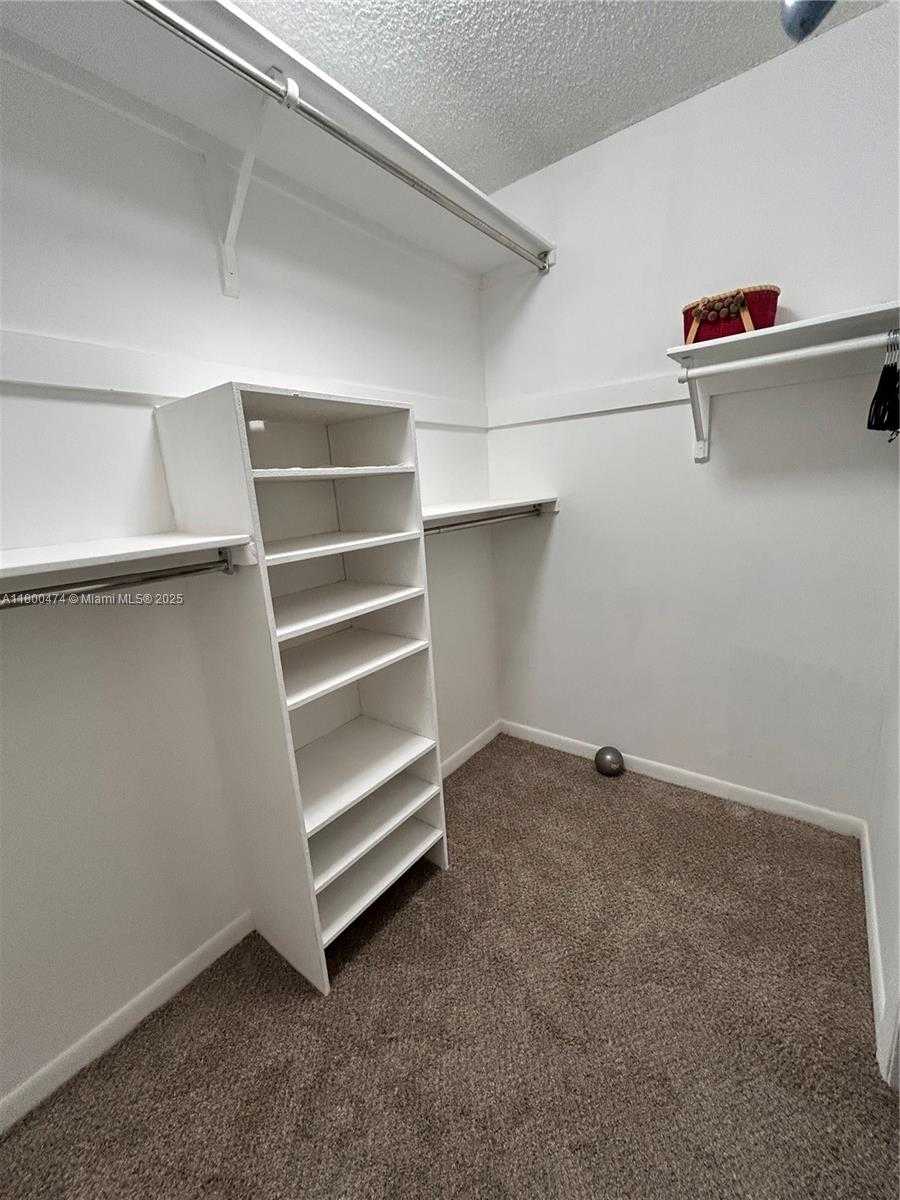 Small Image of 1001 91ST ST #603, Bay Harbor Islands Number 16