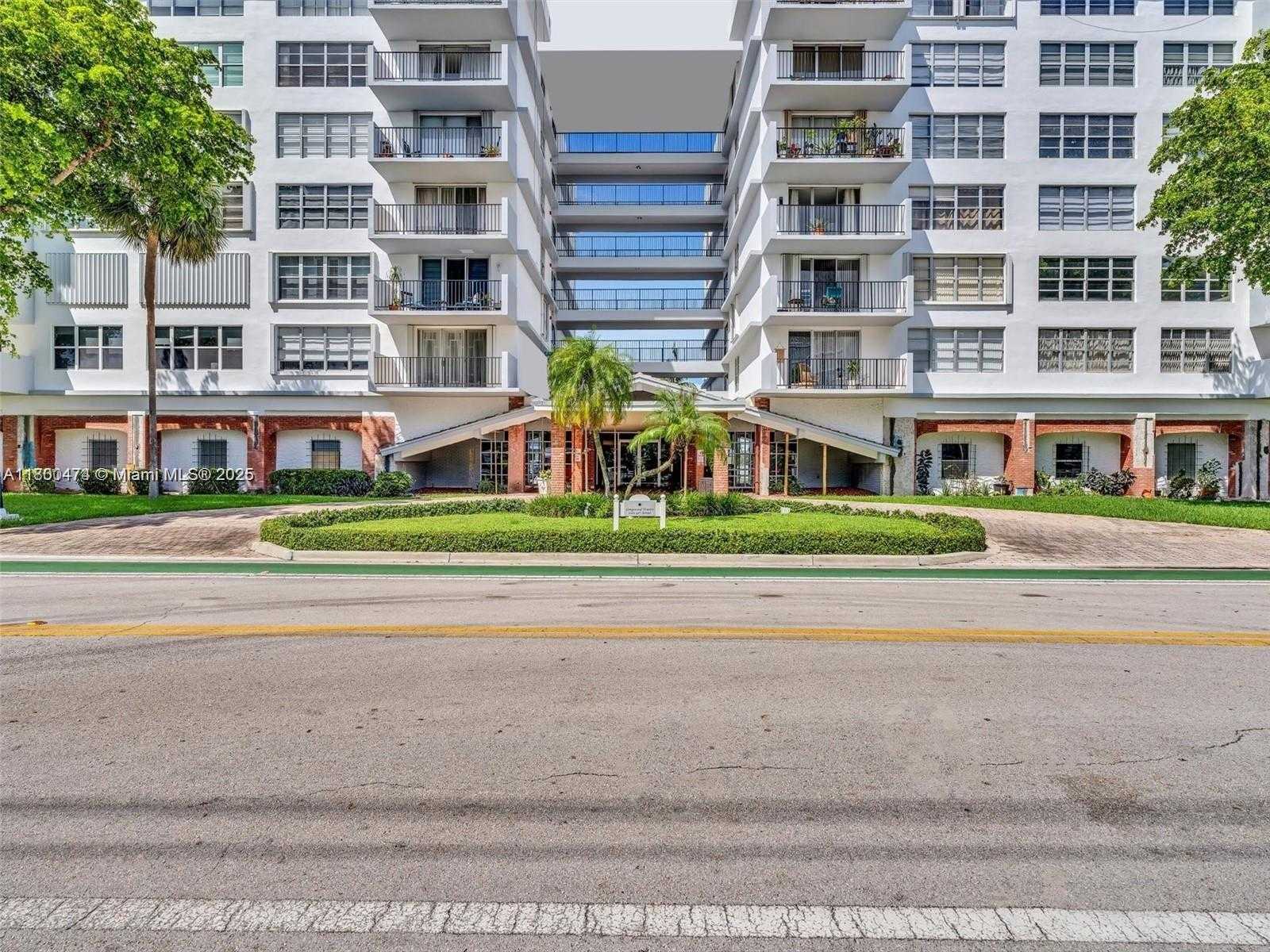 Small Image of 1001 91ST ST #603, Bay Harbor Islands Number 2