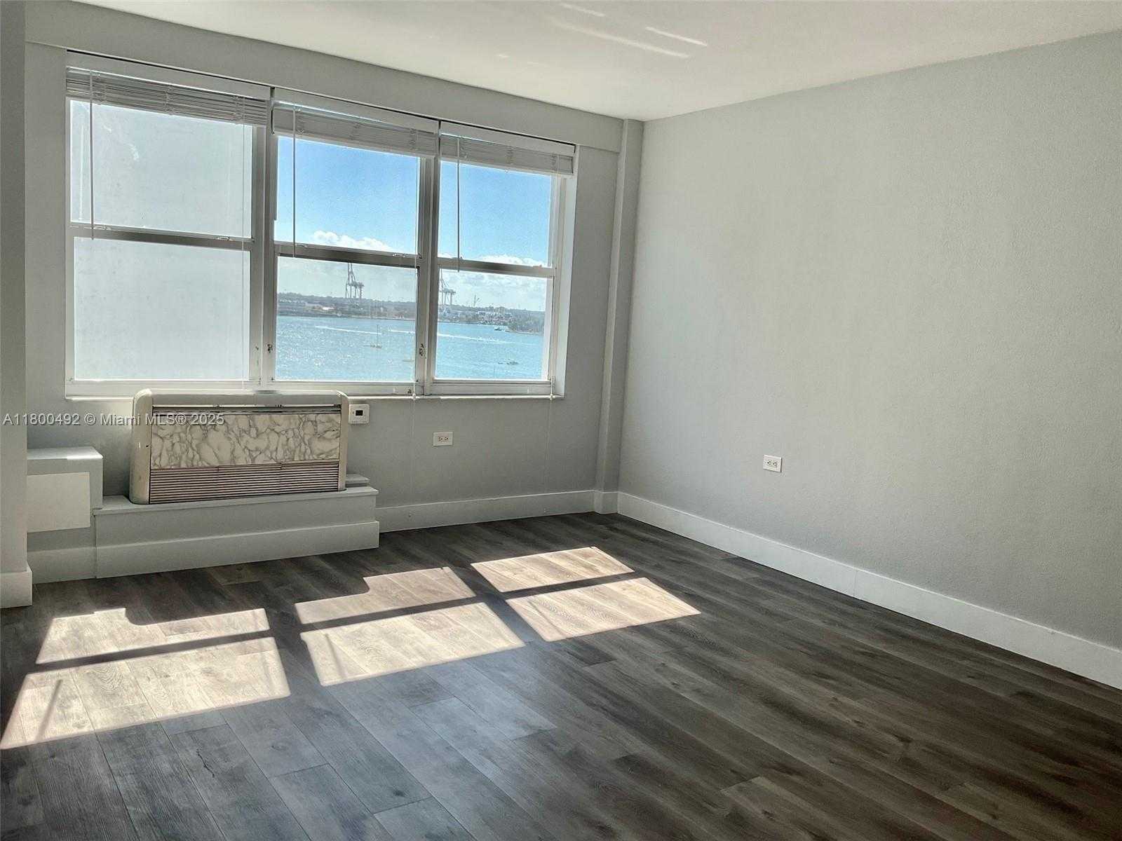Small Image of 1250 WEST AVE #10F, Miami Beach Number 23