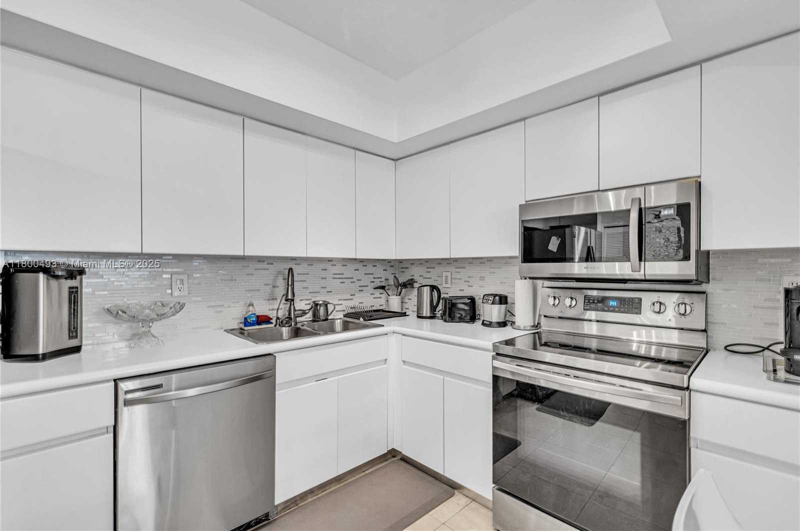 Small Image of 9455 COLLINS AVE #910, Surfside Number 20