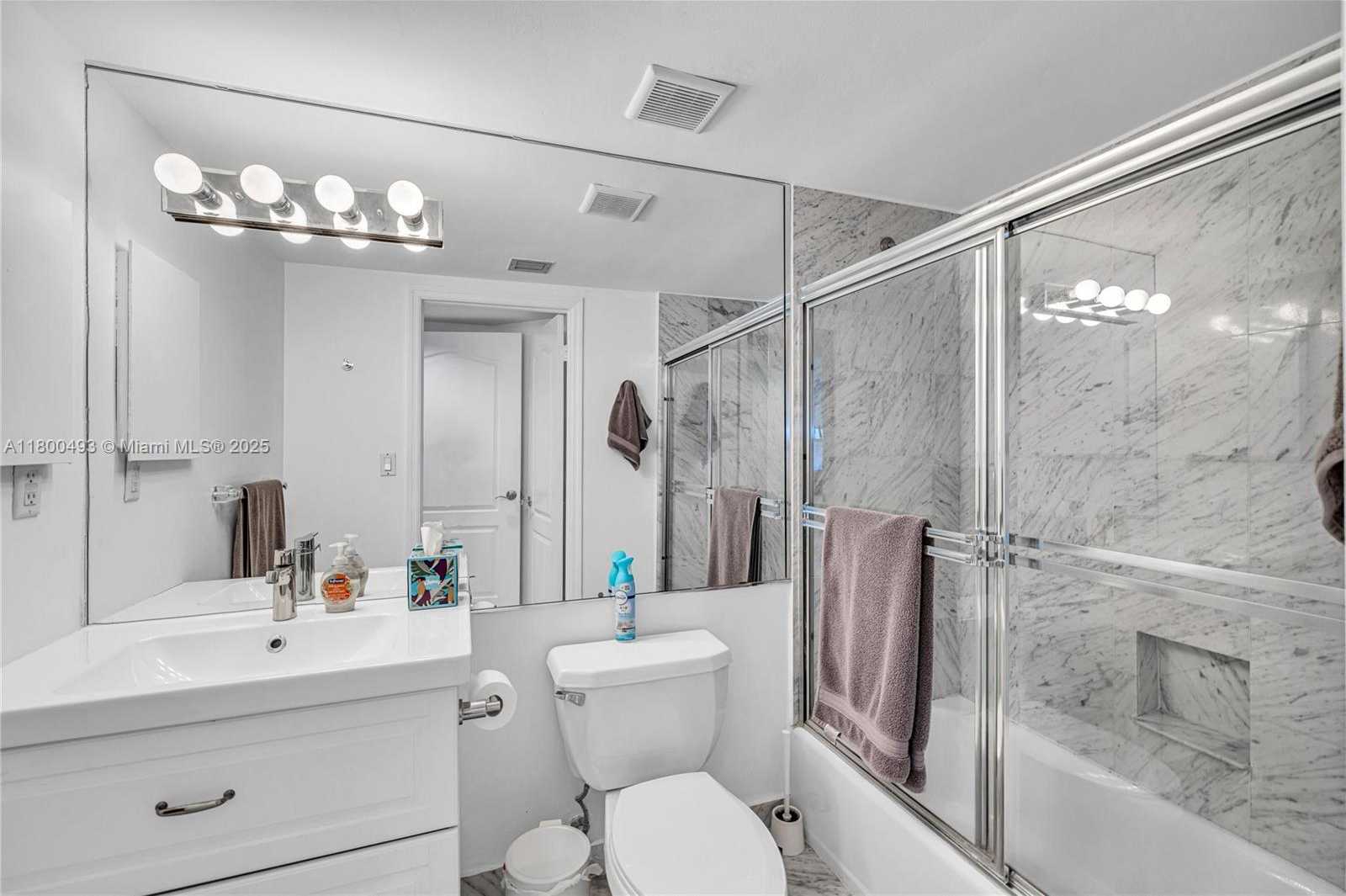 Small Image of 9455 COLLINS AVE #910, Surfside Number 31